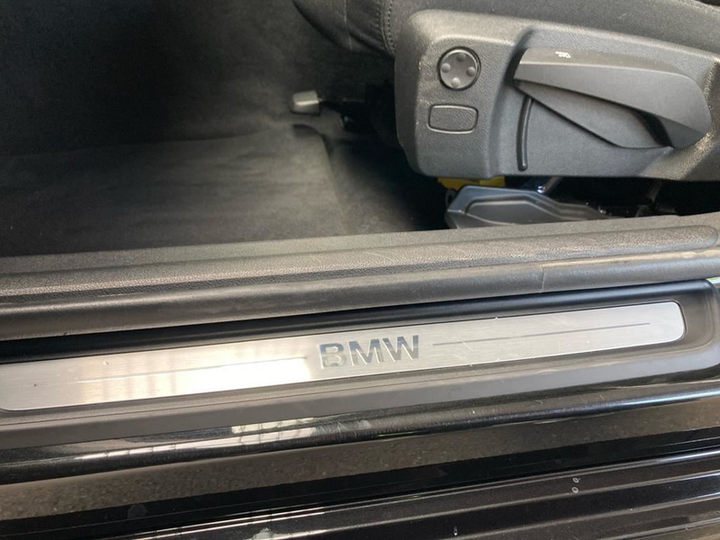 BMW 318 — photo 9