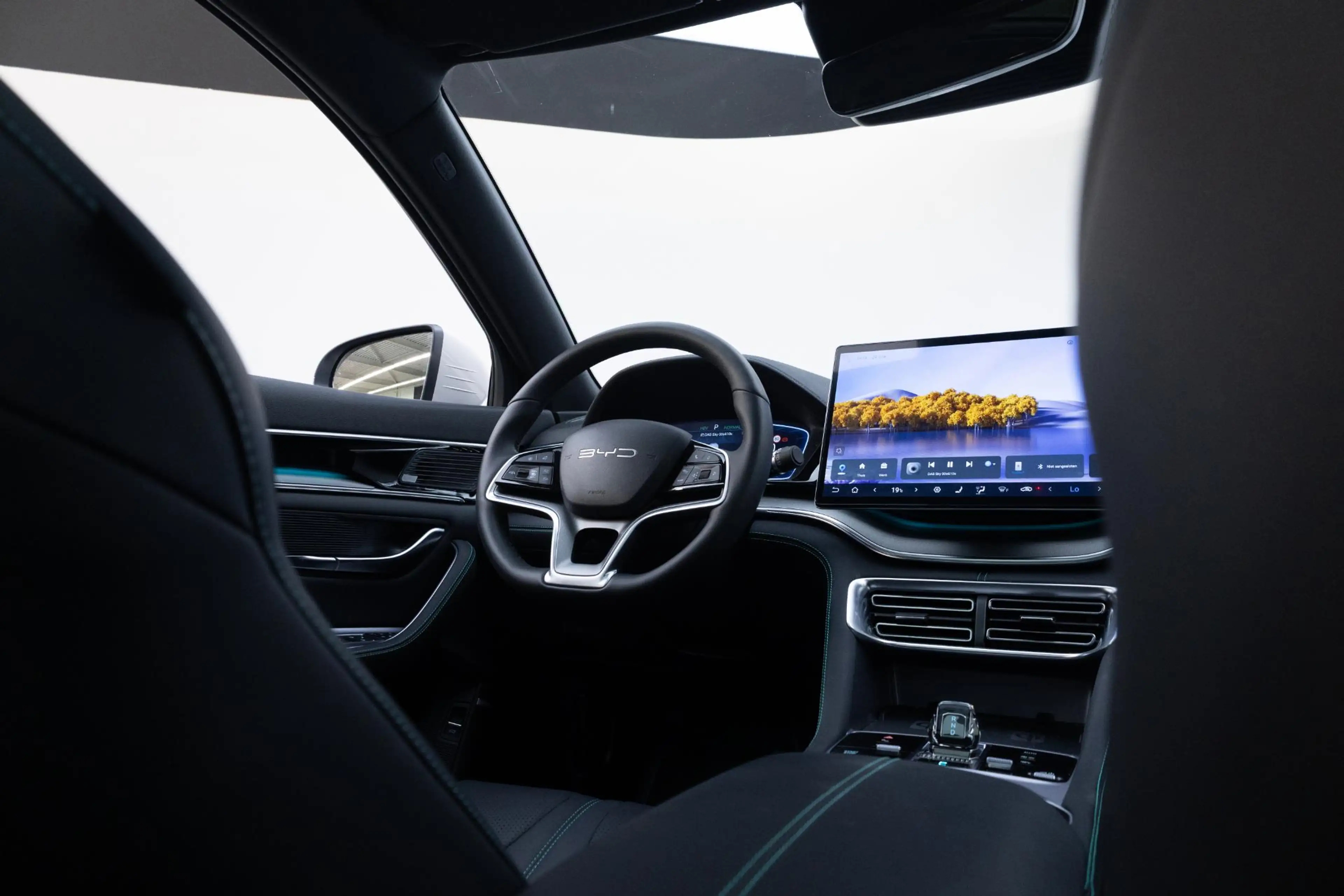 BYD Seal U 1.5 DM-i FWD Comfort | 26,6 kWh | 125km WLTP | — photo 10