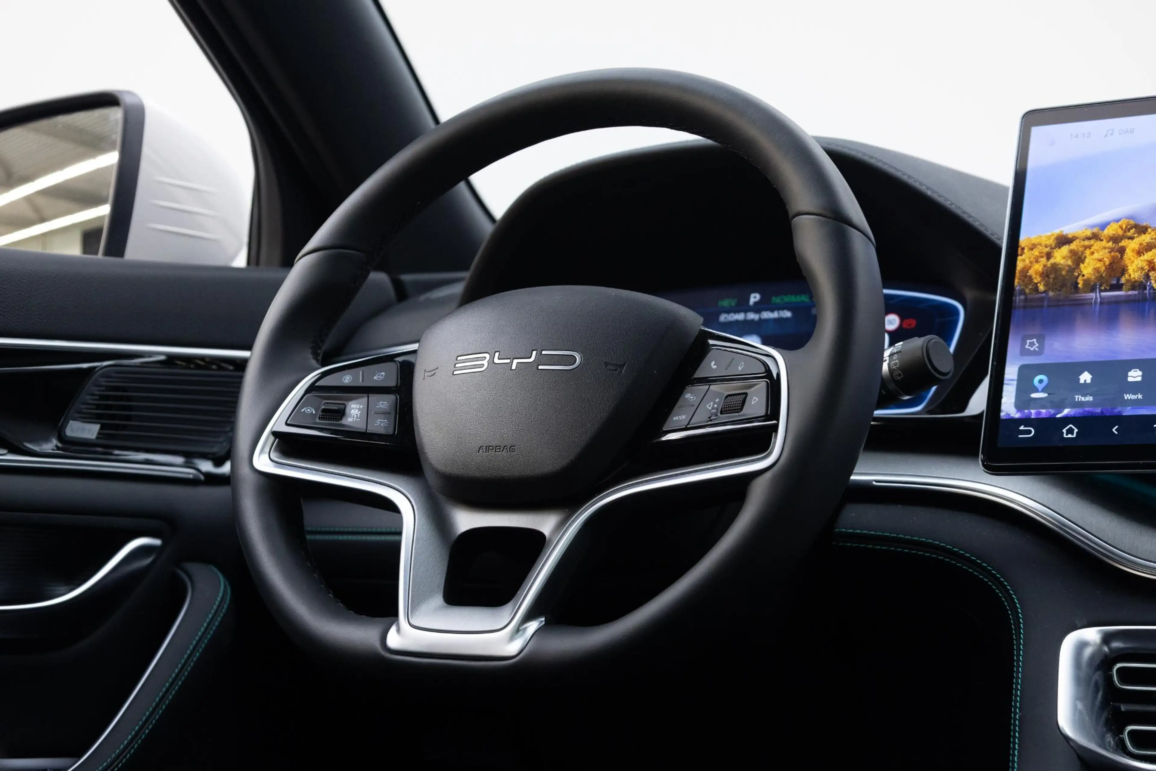 BYD Seal U 1.5 DM-i FWD Comfort | 26,6 kWh | 125km WLTP | — photo 11