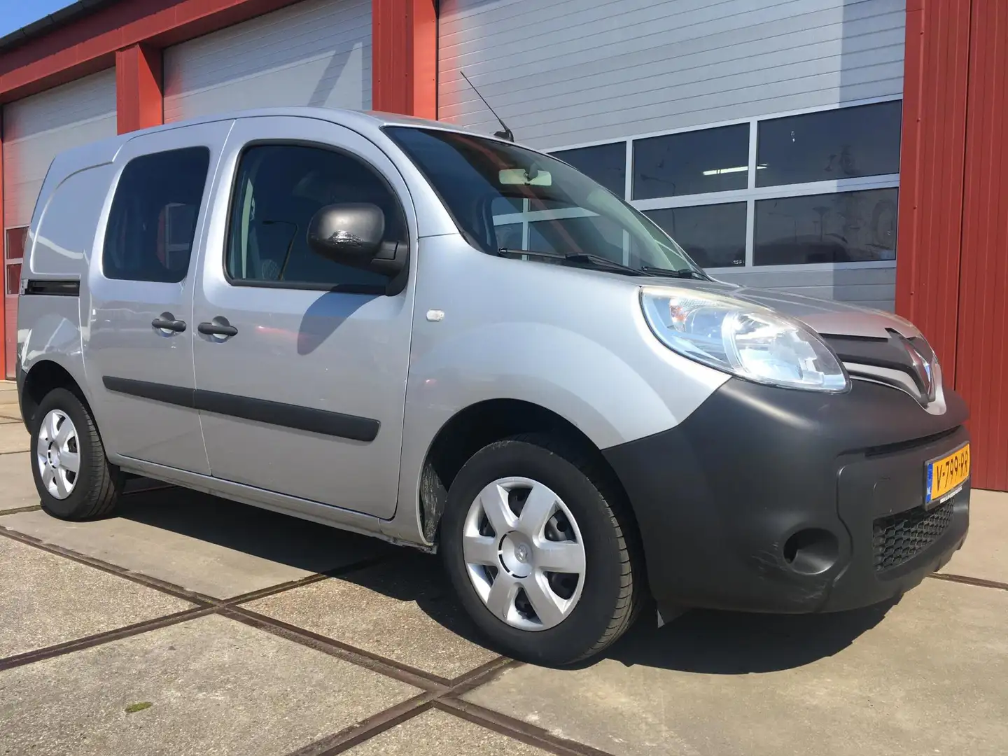 Renault Kangoo Express 1.5 dCi 75 Express Générique Plateado - 1