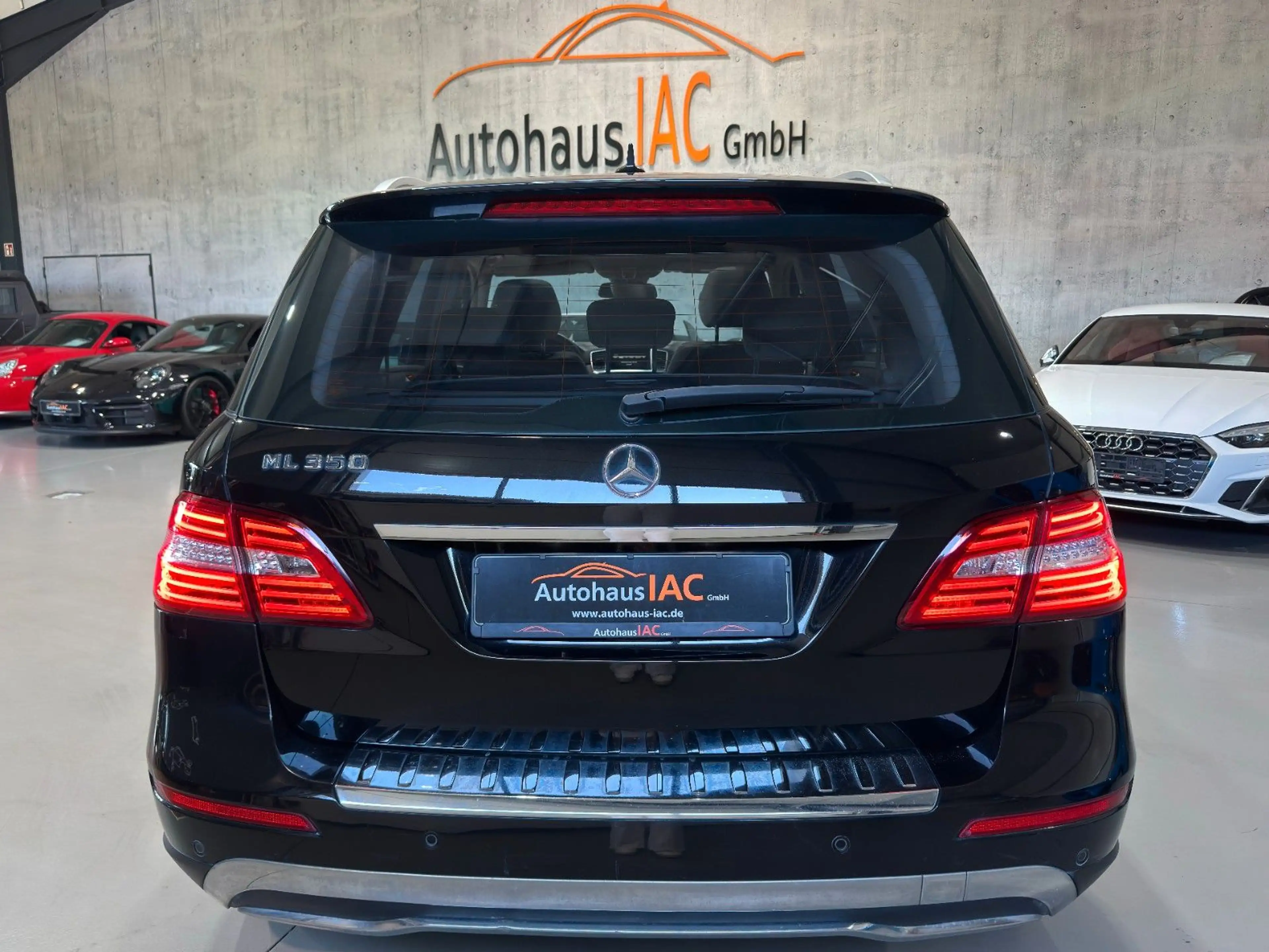 Mercedes-Benz ML 350 BlueEfficiency/PANO/360GRAD/NAVI/ — photo 4