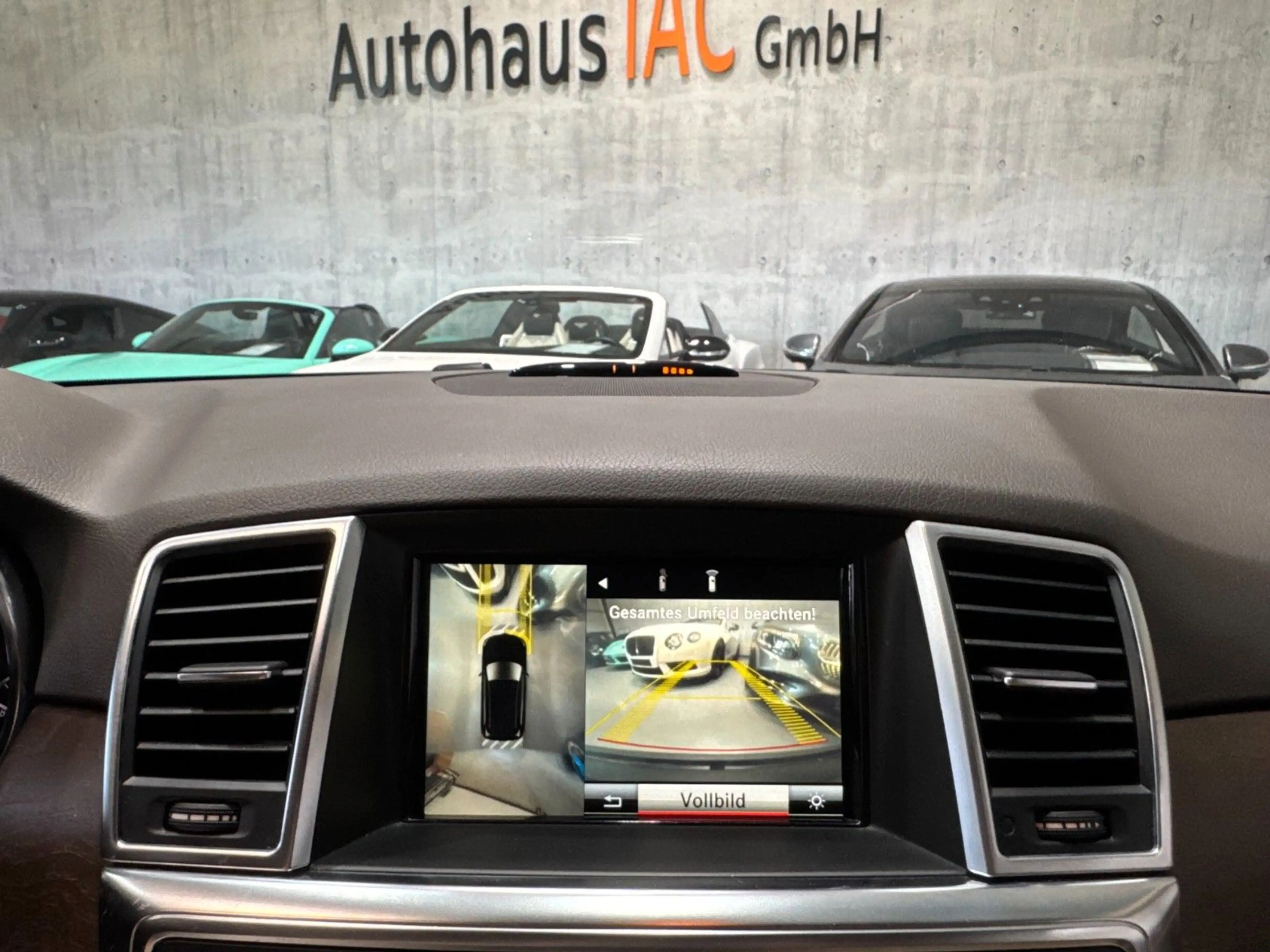 Mercedes-Benz ML 350 BlueEfficiency/PANO/360GRAD/NAVI/ — photo 12