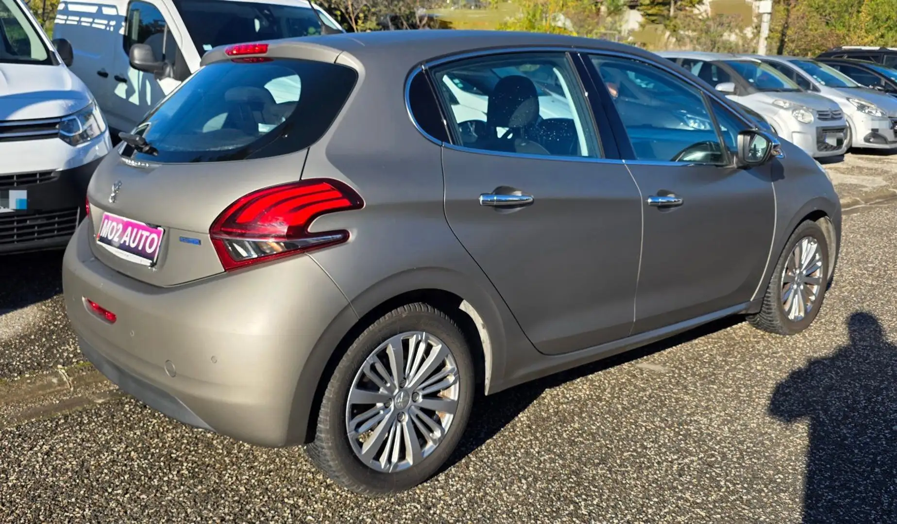 Peugeot 208 1.6 BLUEHDI 100ch ALLURE 2016 GPS CAMERA REG... Gris - 2