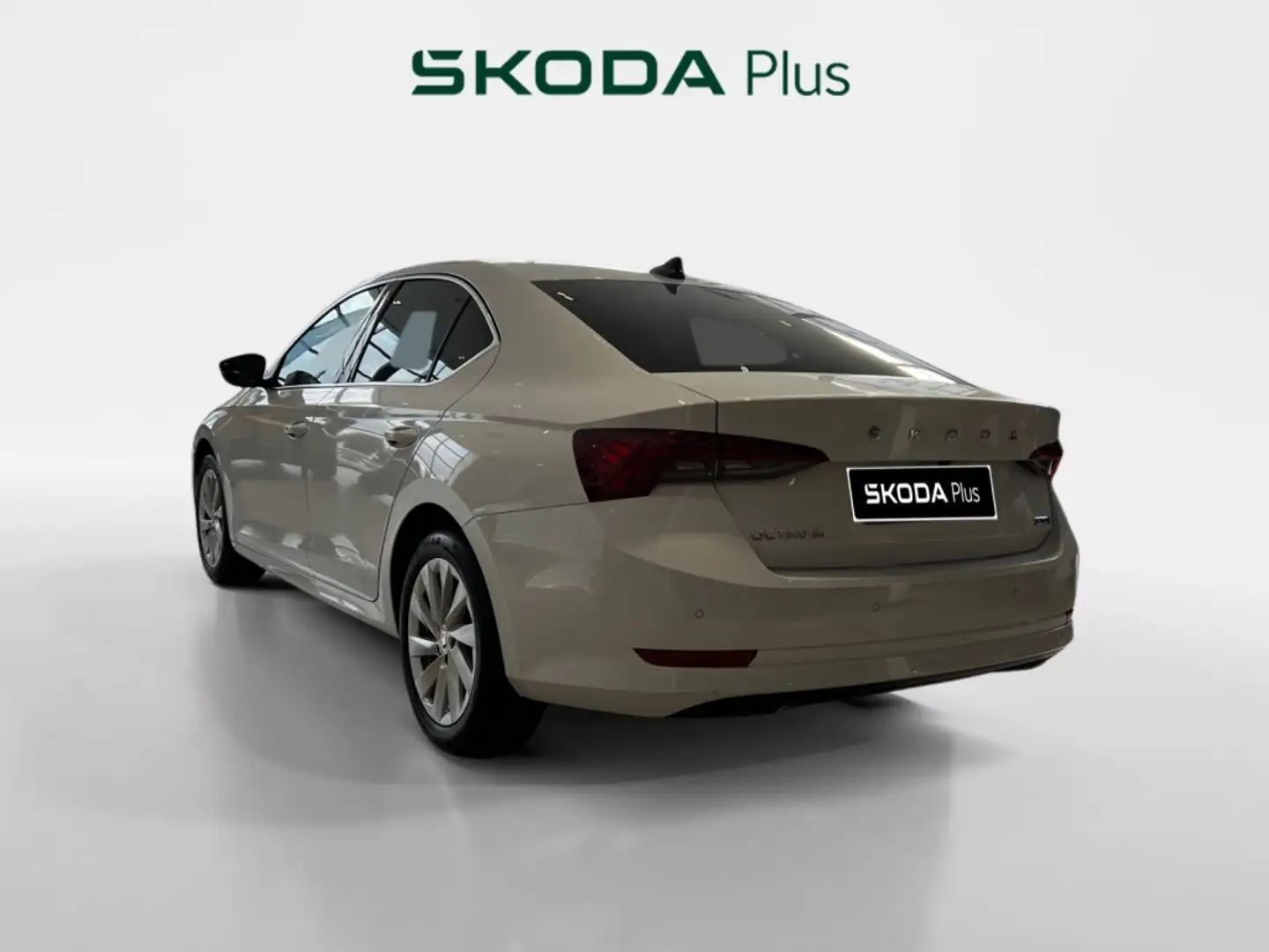 Skoda Octavia BERLINA CON PORTON 1.5 TSI MHEV SELECTION 110KW DS Blanc - 2