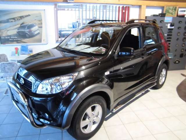 Imagine Daihatsu Terios 1.5 Top S 4WD / 4x4 / Expedition