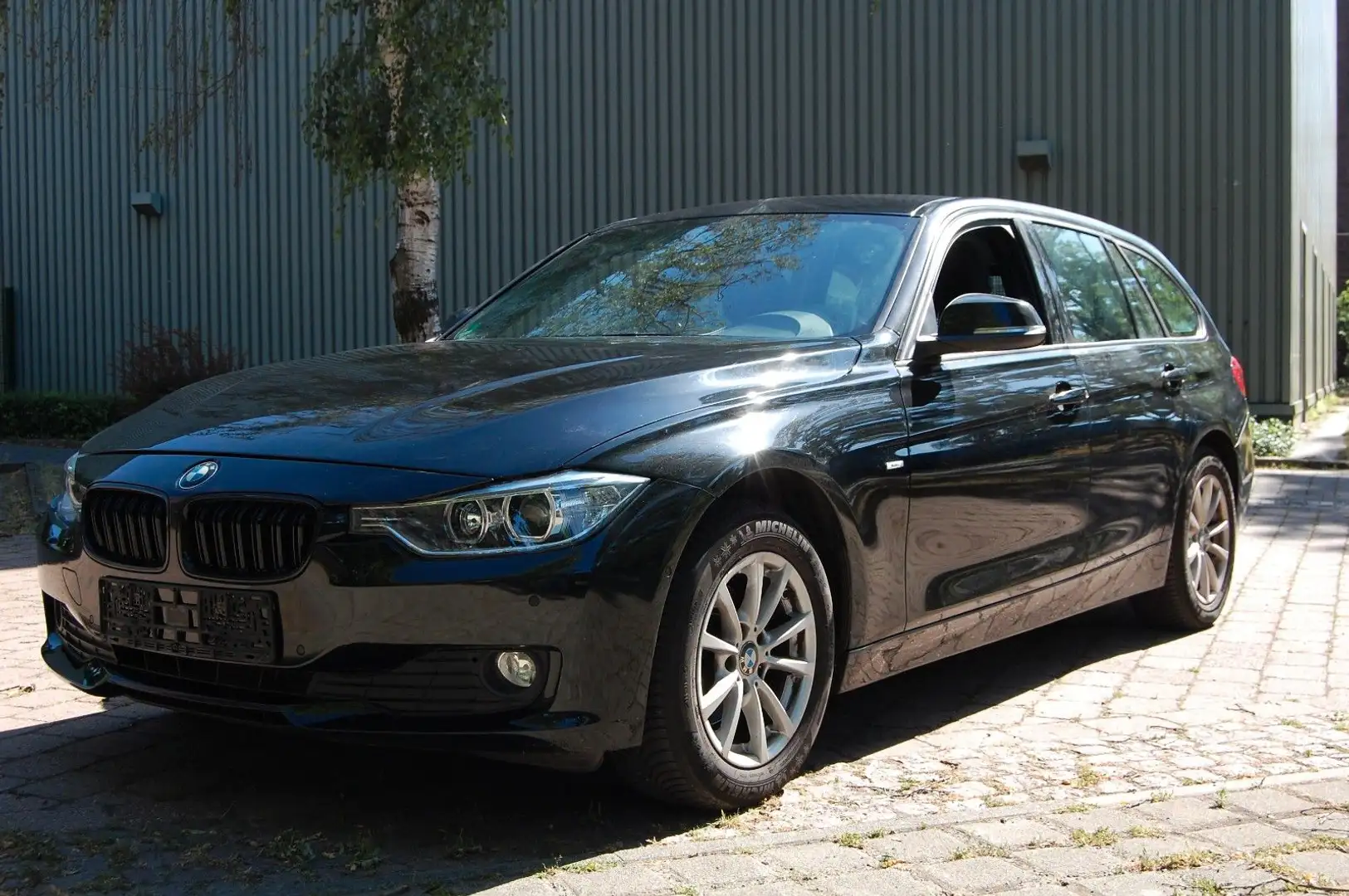 BMW 316 TouringF31.Automatik ,Klima,AHK.Kamera,58Tkm. Negro - 2