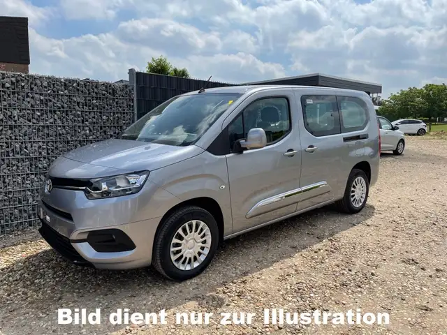 Toyota Proace City Verso Long 7-Sitzer 1.2 Turbo Navigator