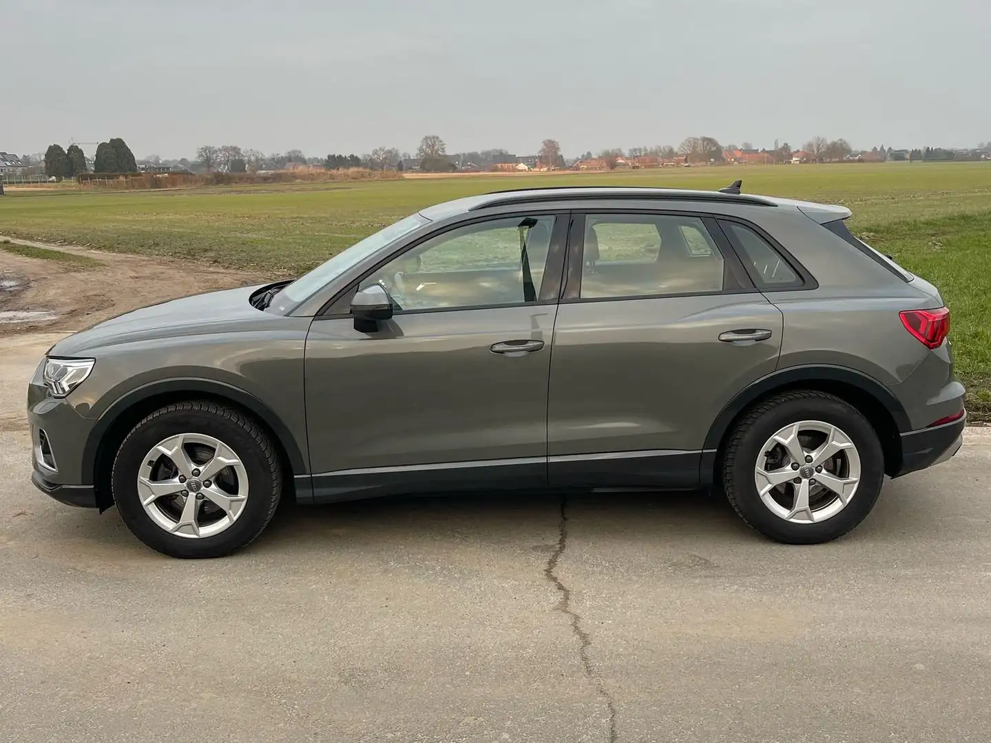 Audi Q3 35 TFSI S tronic Mild Hybrid Vert - 2