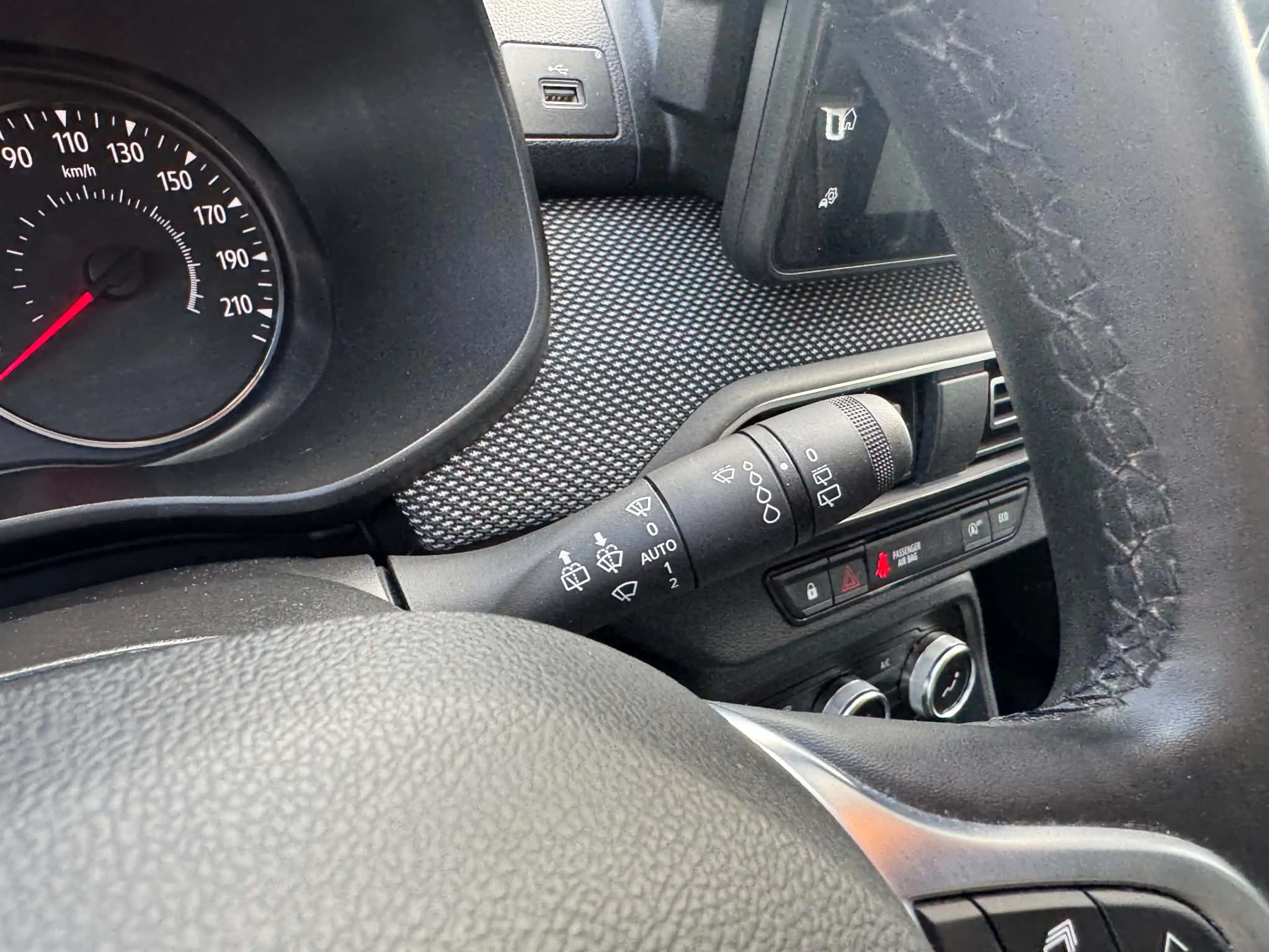 Dacia Jogger Jogger 1.0 TCe Extreme 7pl. — photo 14