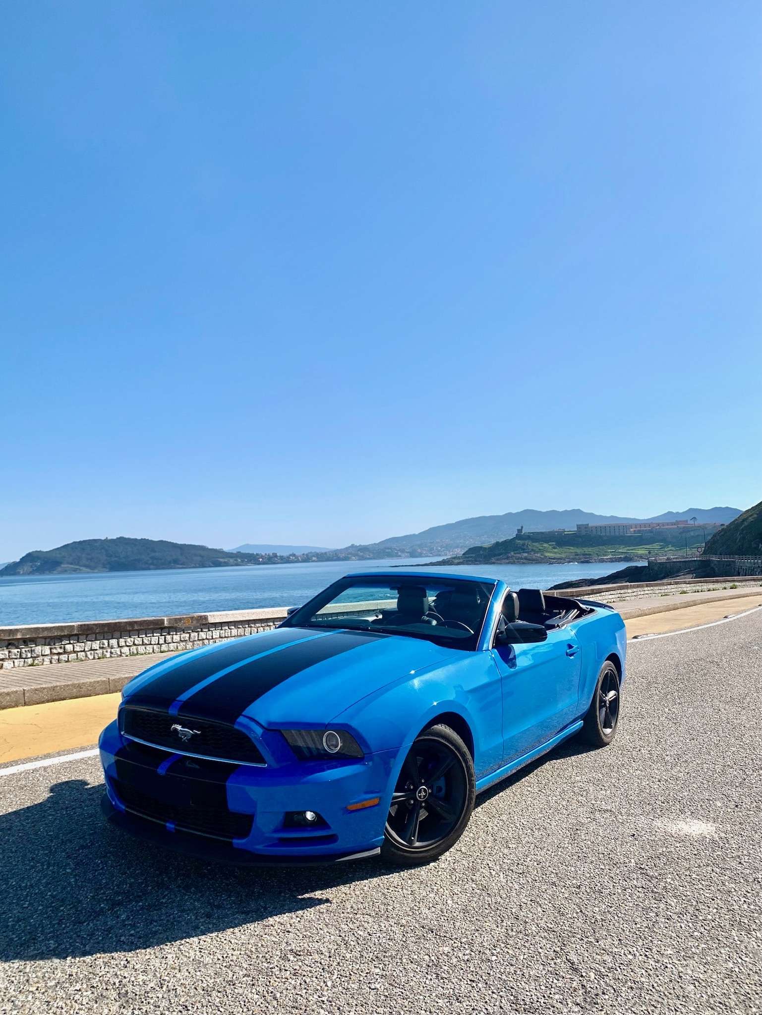 Ford Mustang Mustang Convertible 2.3 EcoBoost Aut. - foto 1