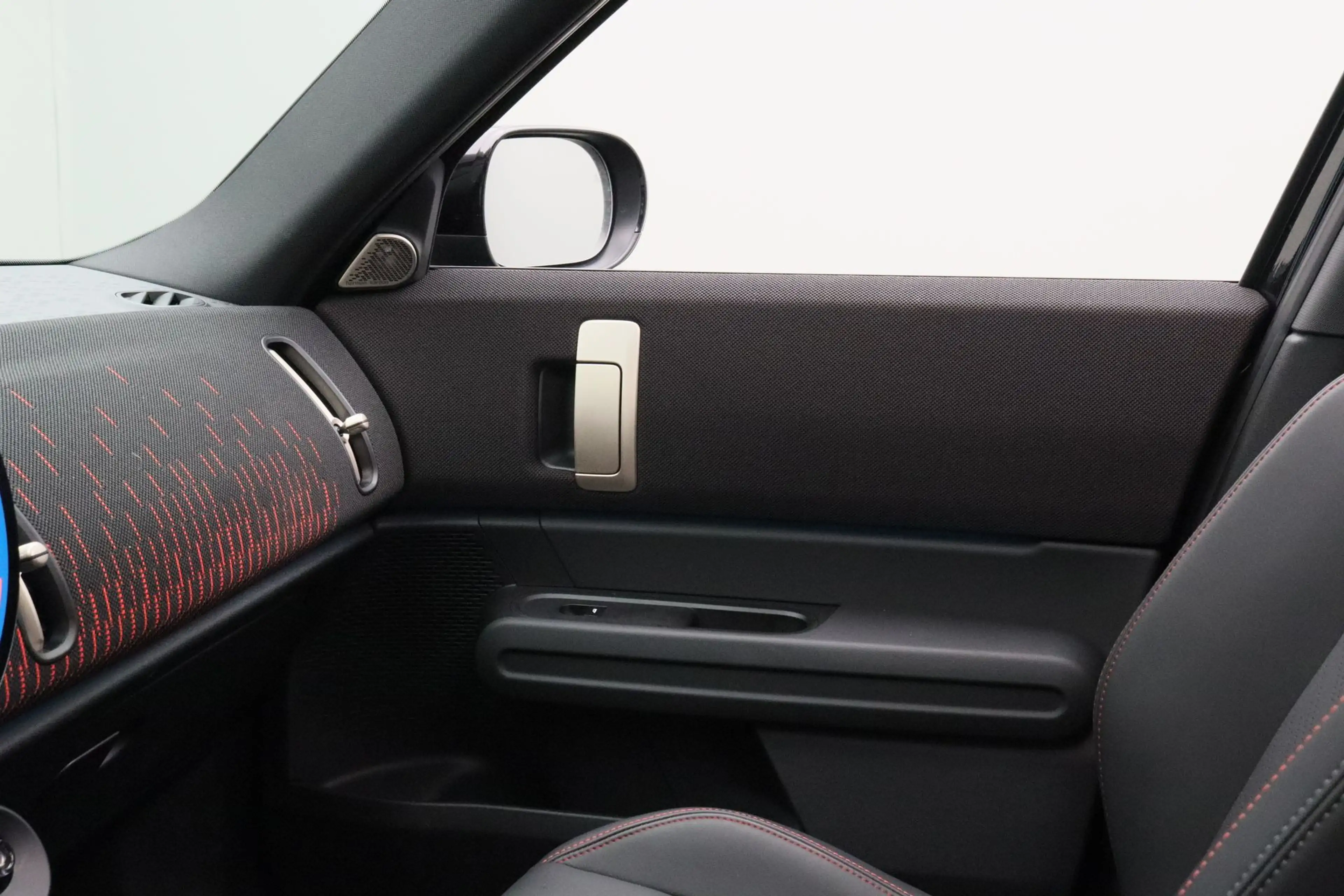 MINI John Cooper Works Countryman 2.0 S ALL4 JCW Trim | Pakket XL | Elektrische Vers — photo 14