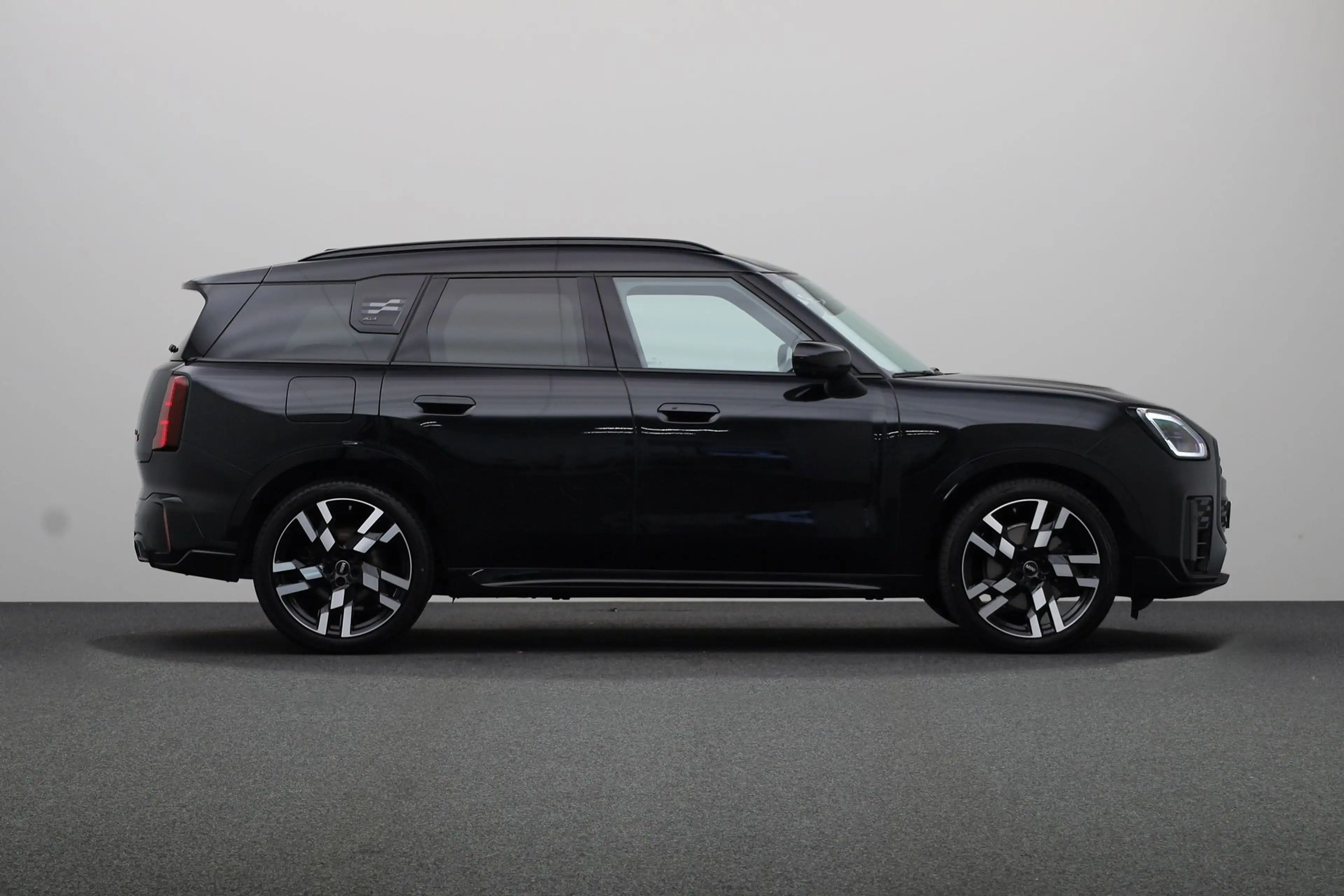 MINI John Cooper Works Countryman 2.0 S ALL4 JCW Trim | Pakket XL | Elektrische Vers — photo 10