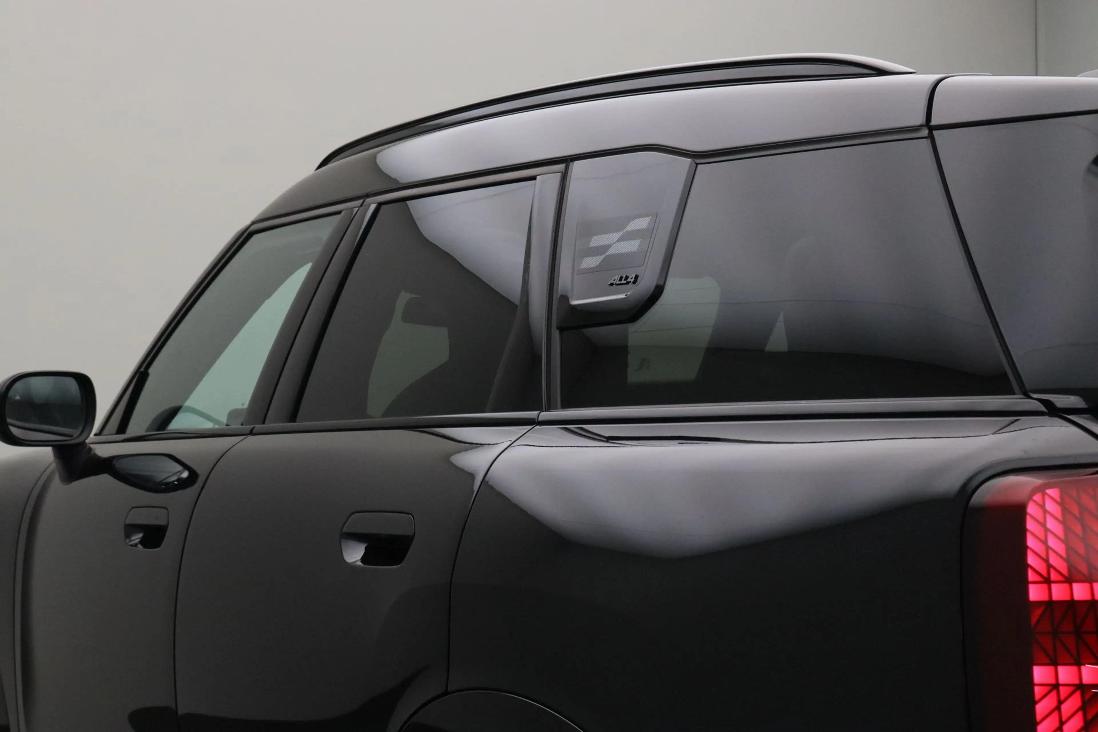 MINI John Cooper Works Countryman 2.0 S ALL4 JCW Trim | Pakket XL | Elektrische Vers — photo 4