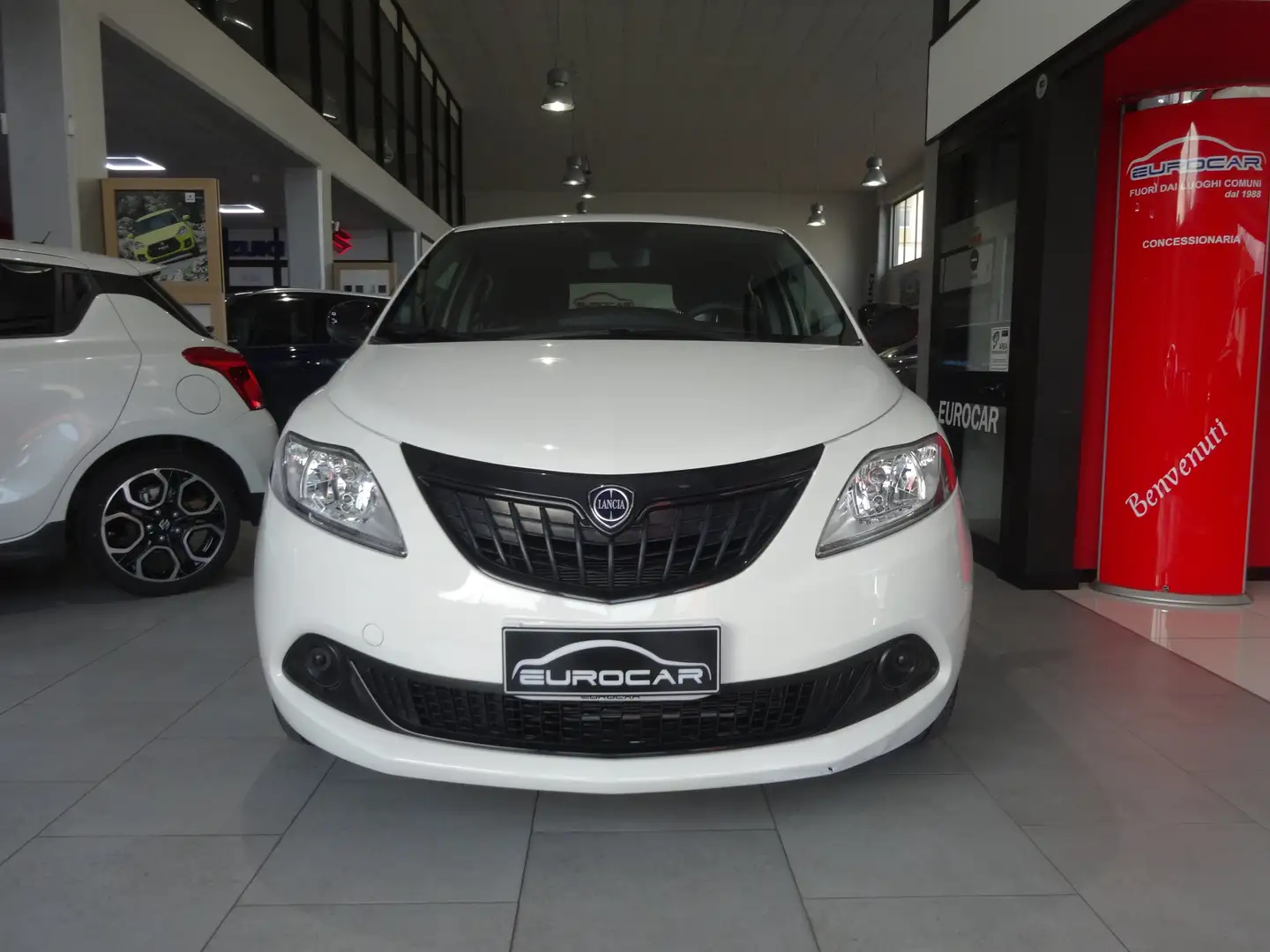 Lancia Ypsilon 1.0 firefly hybrid Silver S&S''SOLO 6.700 KM'' Bianco - 1