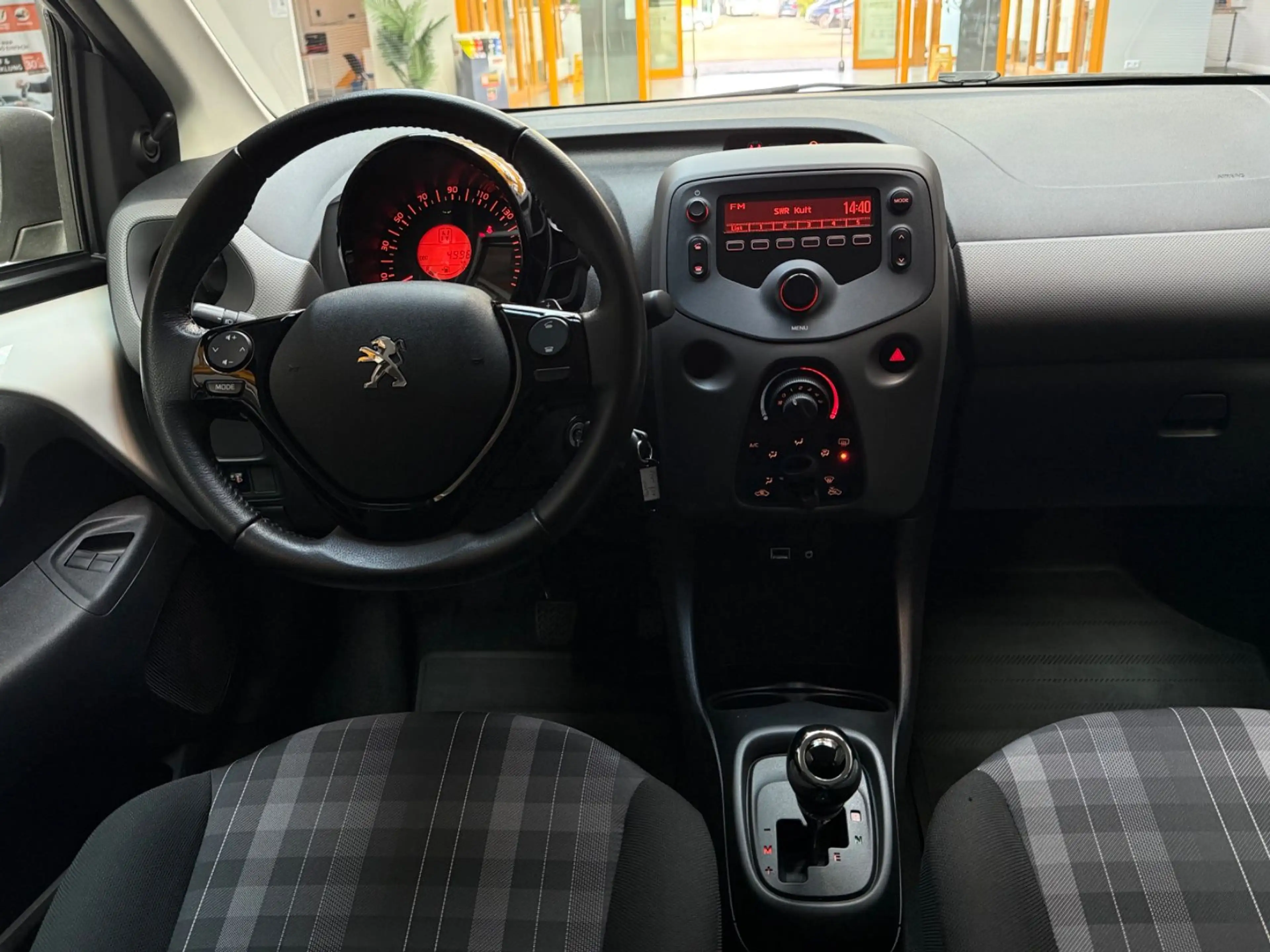Peugeot 108 Active|Automatik|Klima|MFL|Bluetooth — photo 12