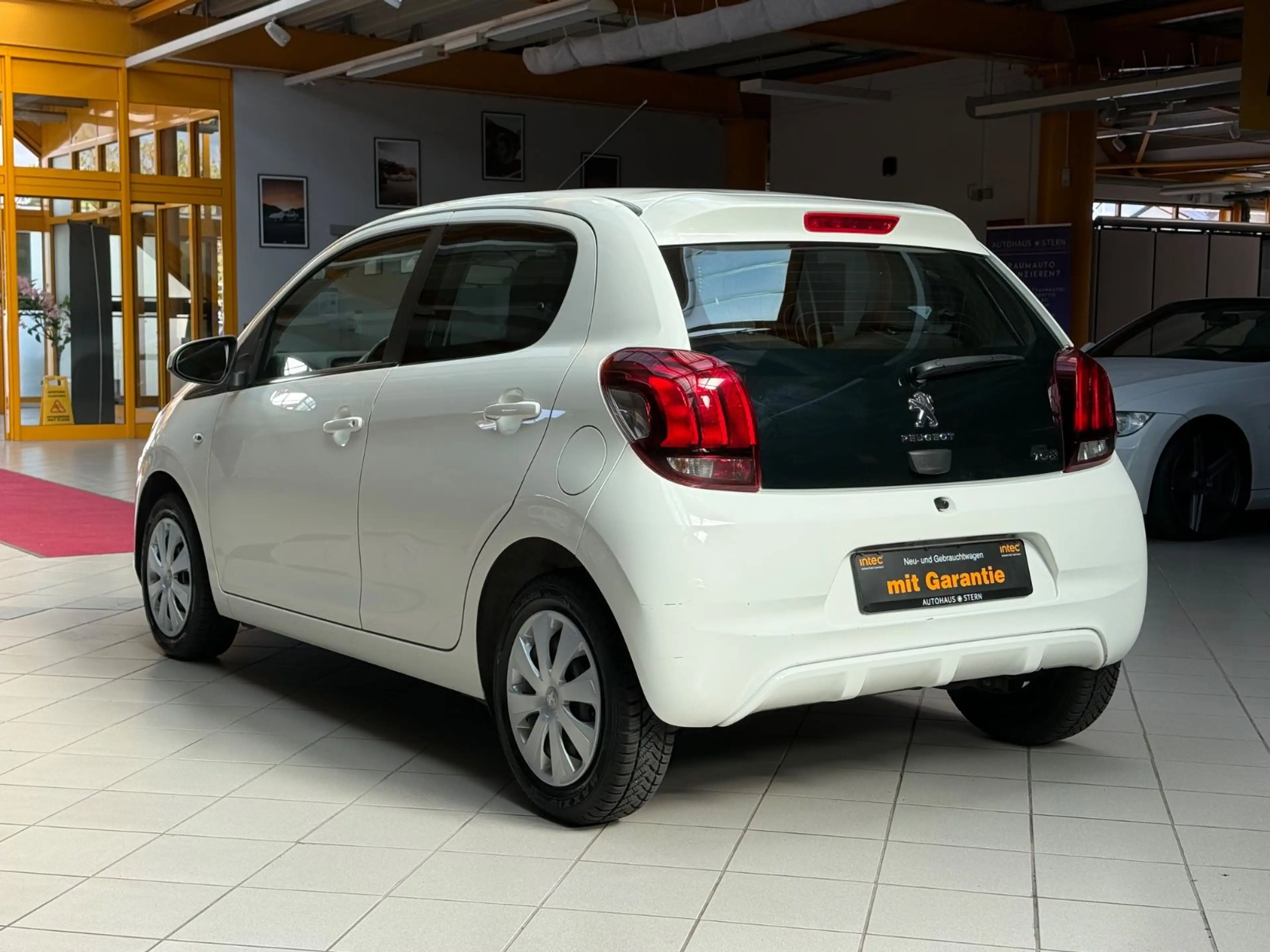 Peugeot 108 Active|Automatik|Klima|MFL|Bluetooth — photo 4
