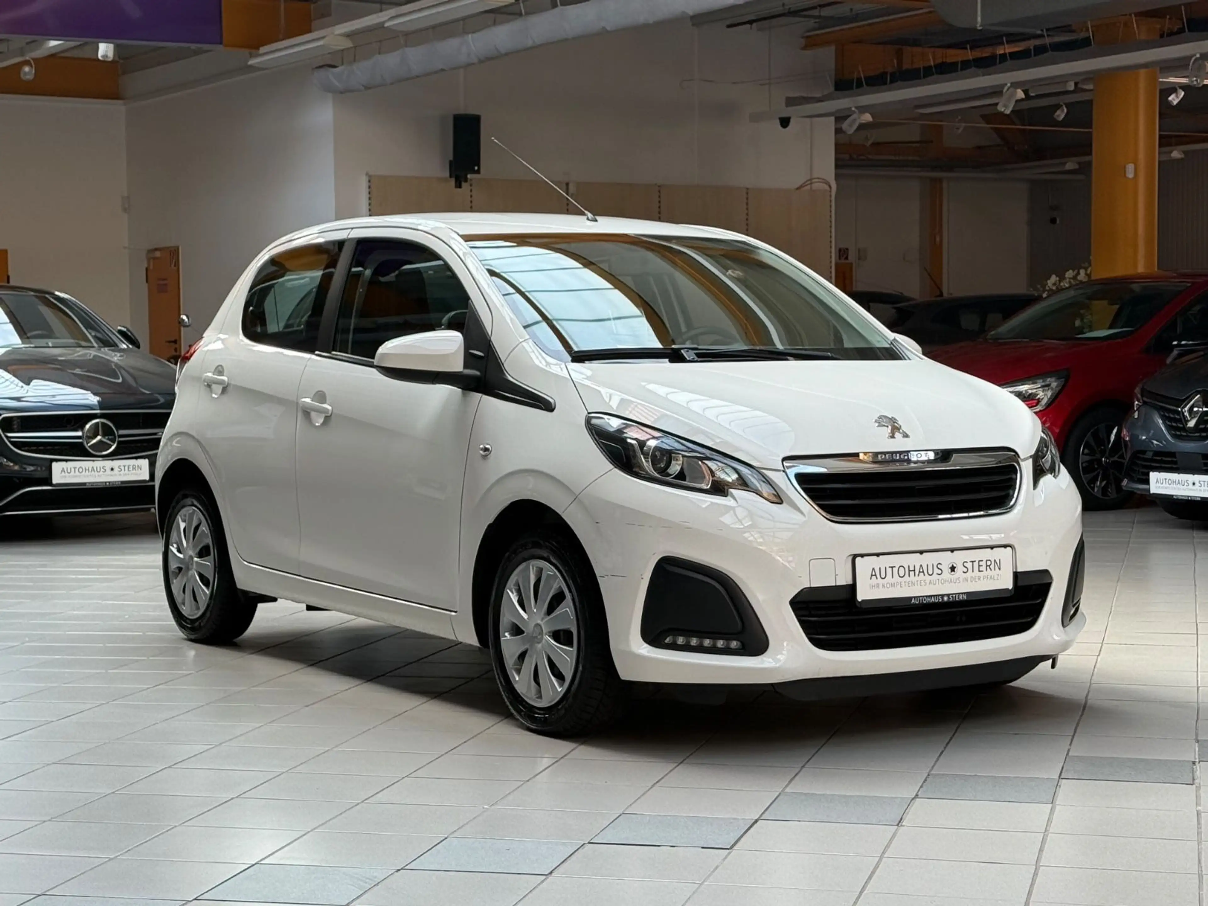 Peugeot 108 Active|Automatik|Klima|MFL|Bluetooth — photo 9