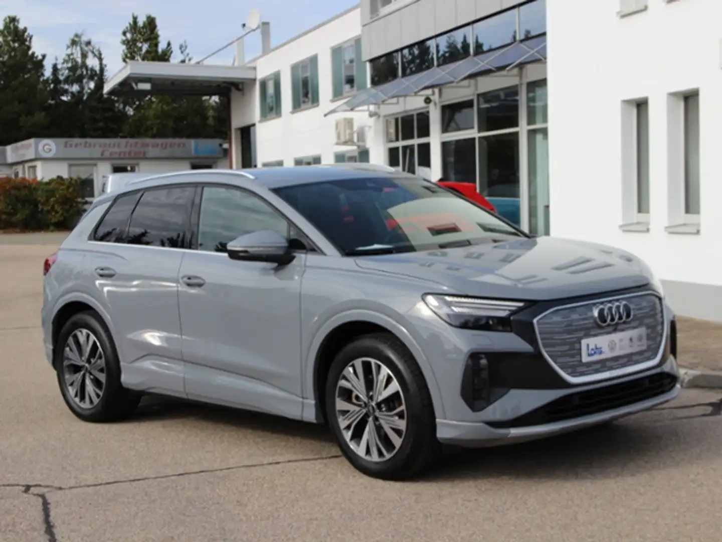 Audi Q4 e-tron KLIMA LED NAVI ALU Gris - 2