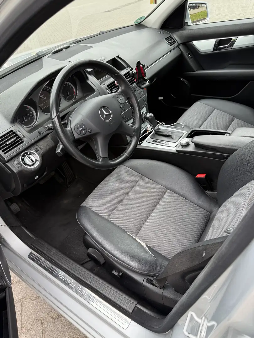 Mercedes-Benz C 180 CGI Automatik BlueEFFICIENCY Avantgarde - 1