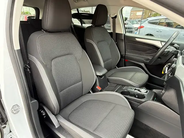 Ford Focus view 30