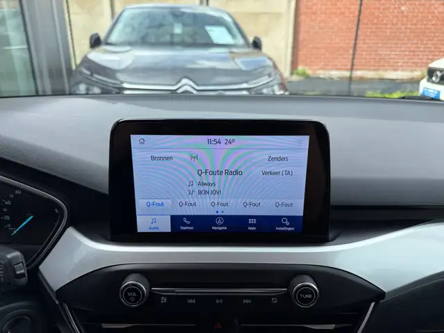 Ford Focus view 23