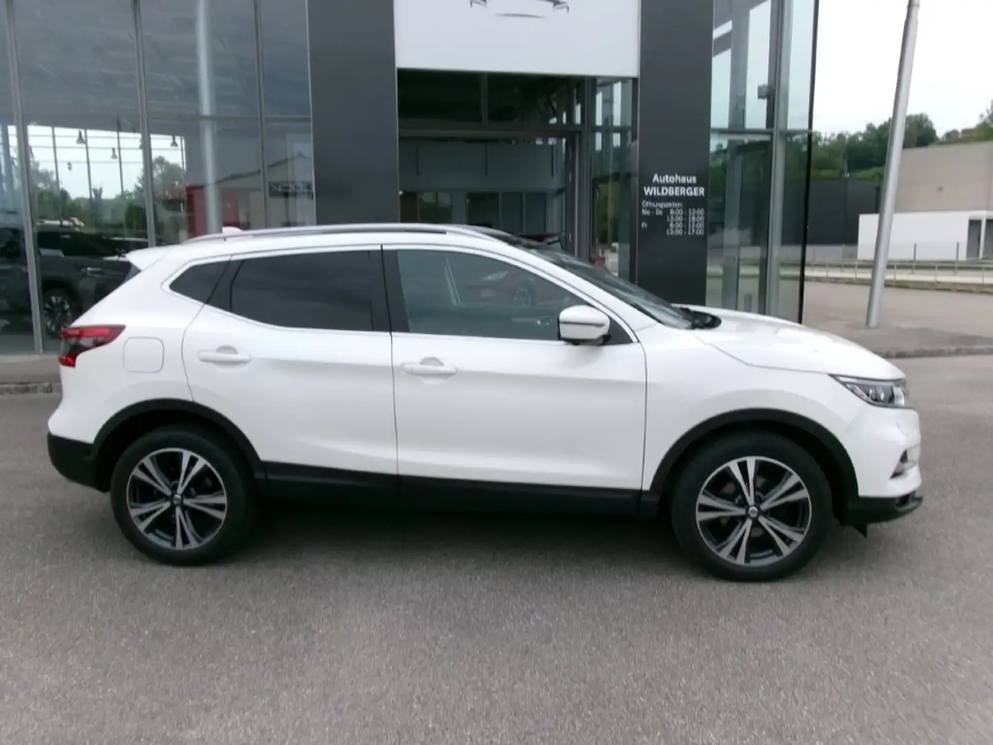 Nissan Qashqai Qashqai 1,2 DIG-T NConnecta Xtronic TOPGEBRAUCHTER Weiß - 2