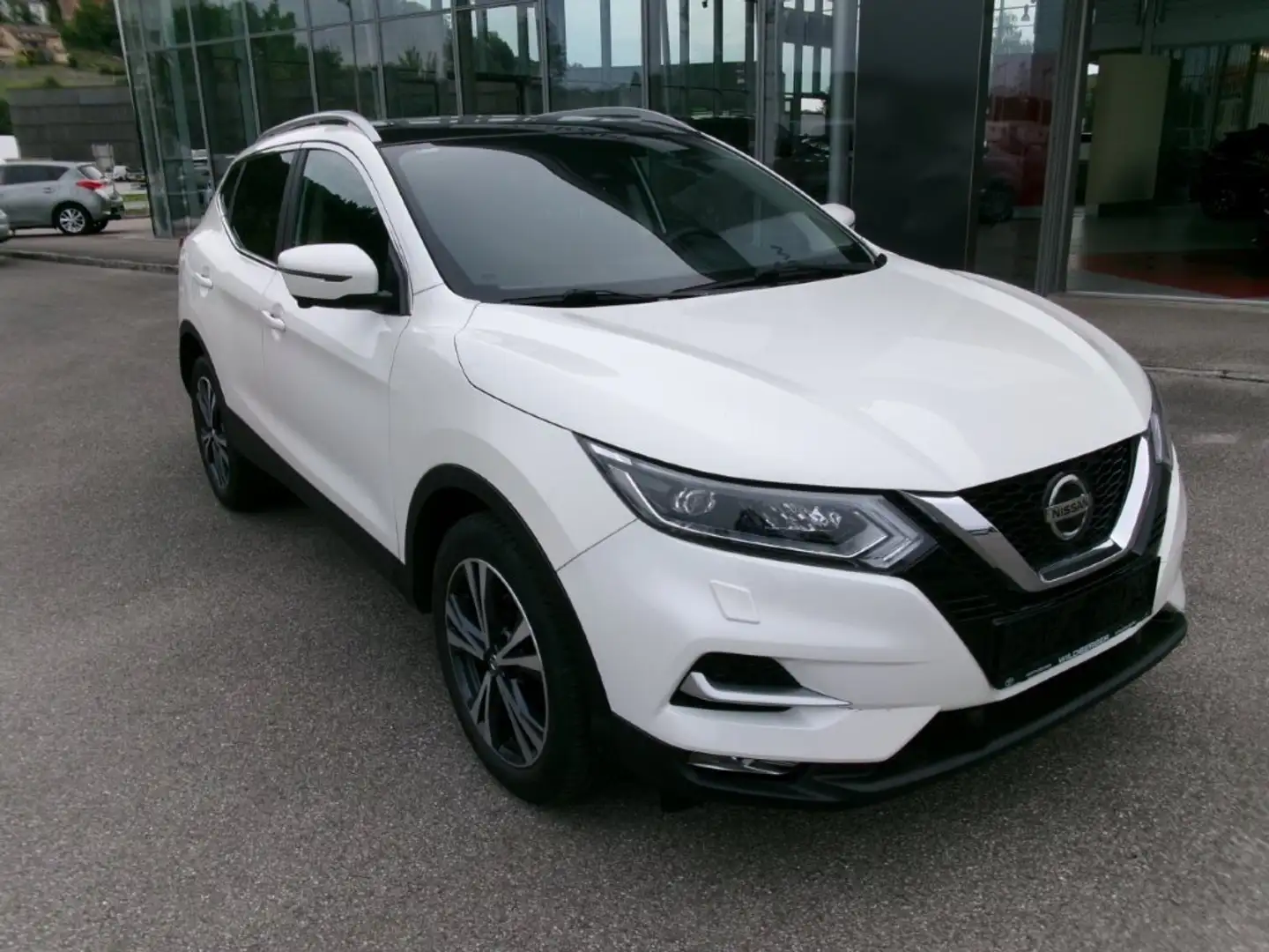 Nissan Qashqai Qashqai 1,2 DIG-T NConnecta Xtronic TOPGEBRAUCHTER Weiß - 1