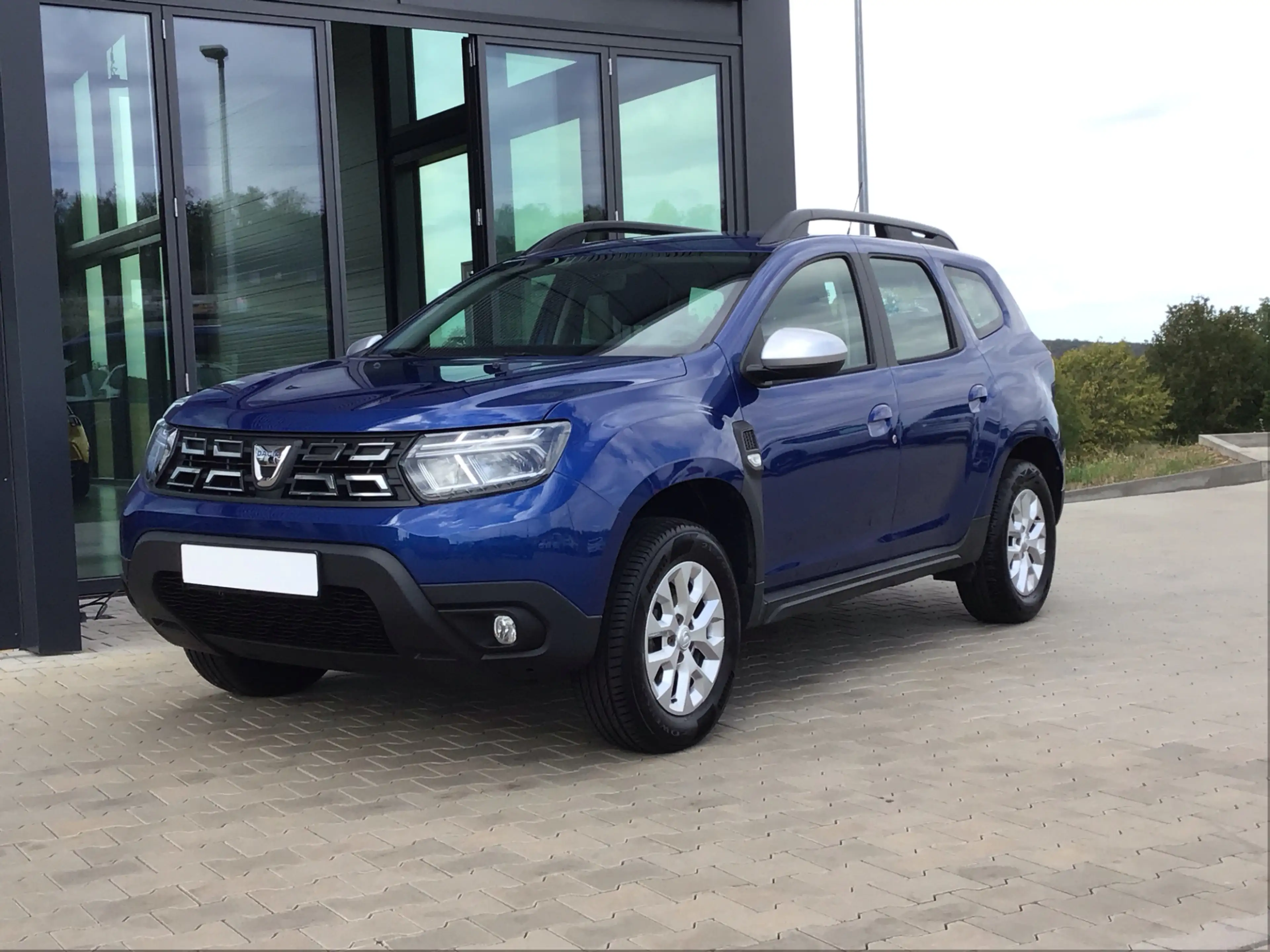 Dacia Duster TCe 130  Comfort  SHZ LED — photo 3