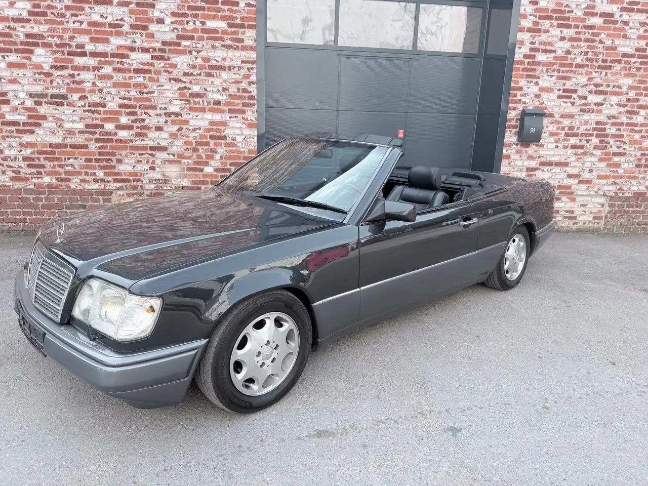 Mercedes-Benz E 220