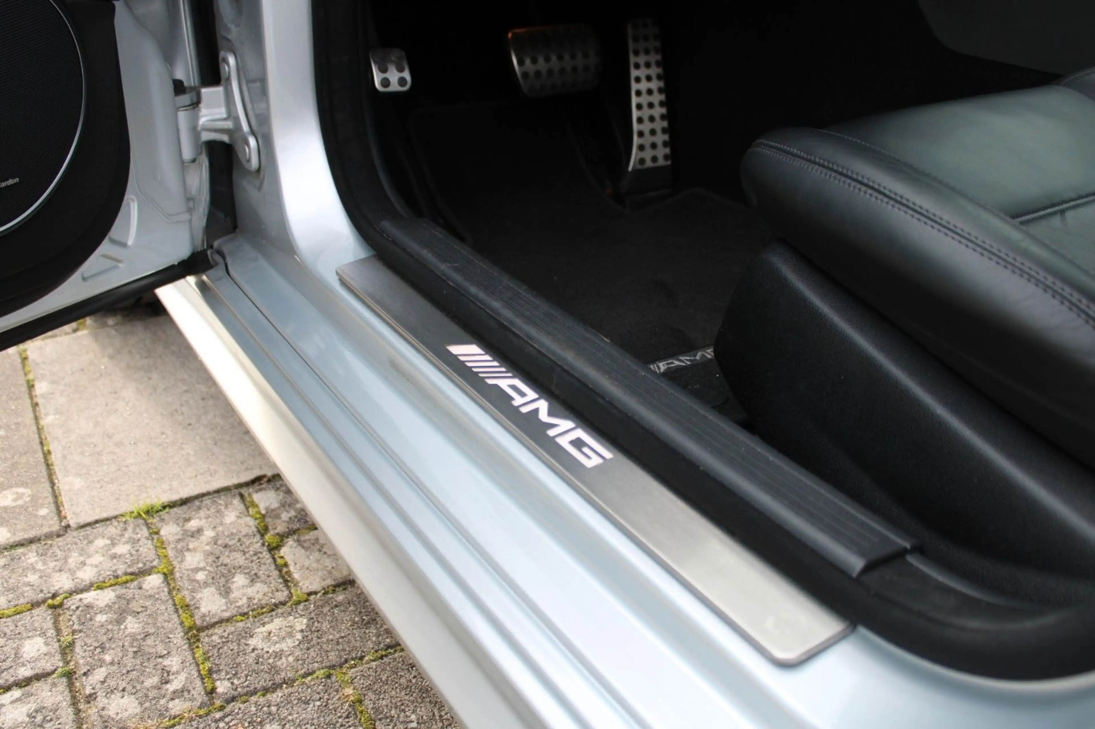 Mercedes-Benz C 63 AMG — photo 8