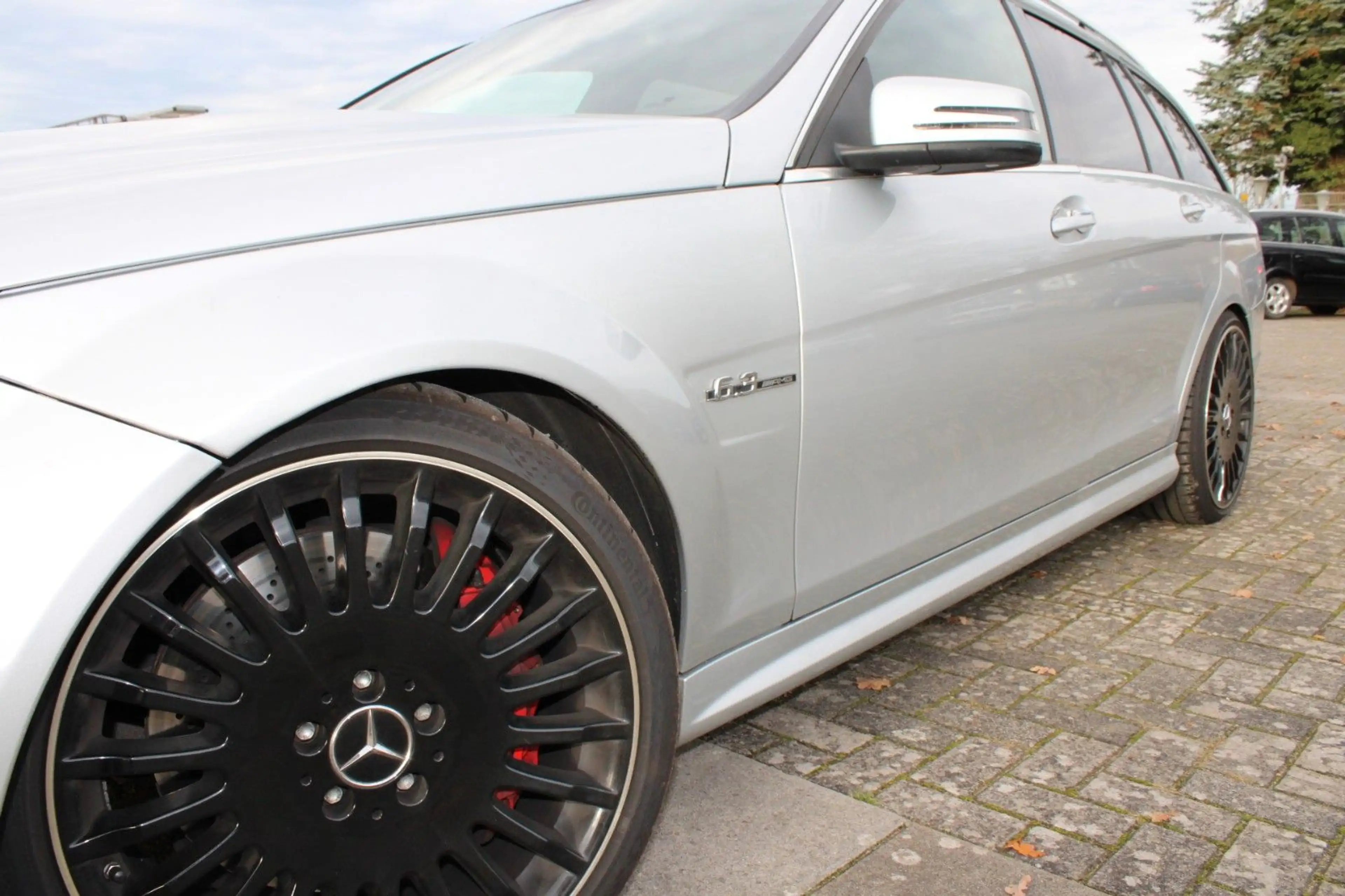 Mercedes-Benz C 63 AMG — photo 14