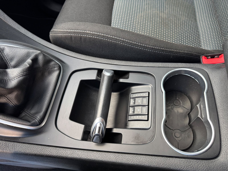 Ford S-Max 2.0 TDCi KAT Titanium Tüv neu 2 hand Navi — photo 16