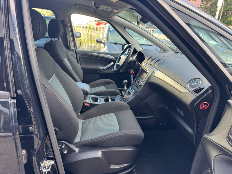 Ford S-Max 2.0 TDCi KAT Titanium Tüv neu 2 hand Navi — photo 10