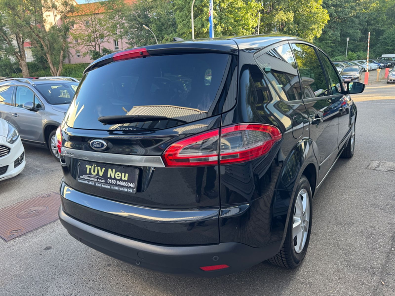 Ford S-Max 2.0 TDCi KAT Titanium Tüv neu 2 hand Navi — photo 7