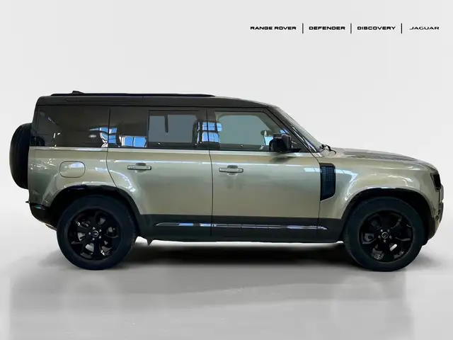 Land Rover Defender view 8