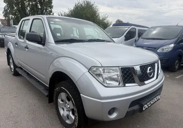 Nissan Navara 2.5 DCI 174CH DOUBLE-CAB CONFORT