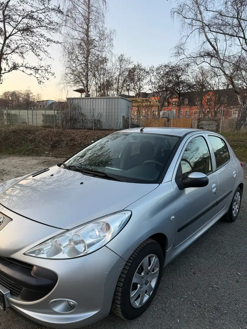 Peugeot 206 Wenig Kilometer aus 1 Hand Silber - 2
