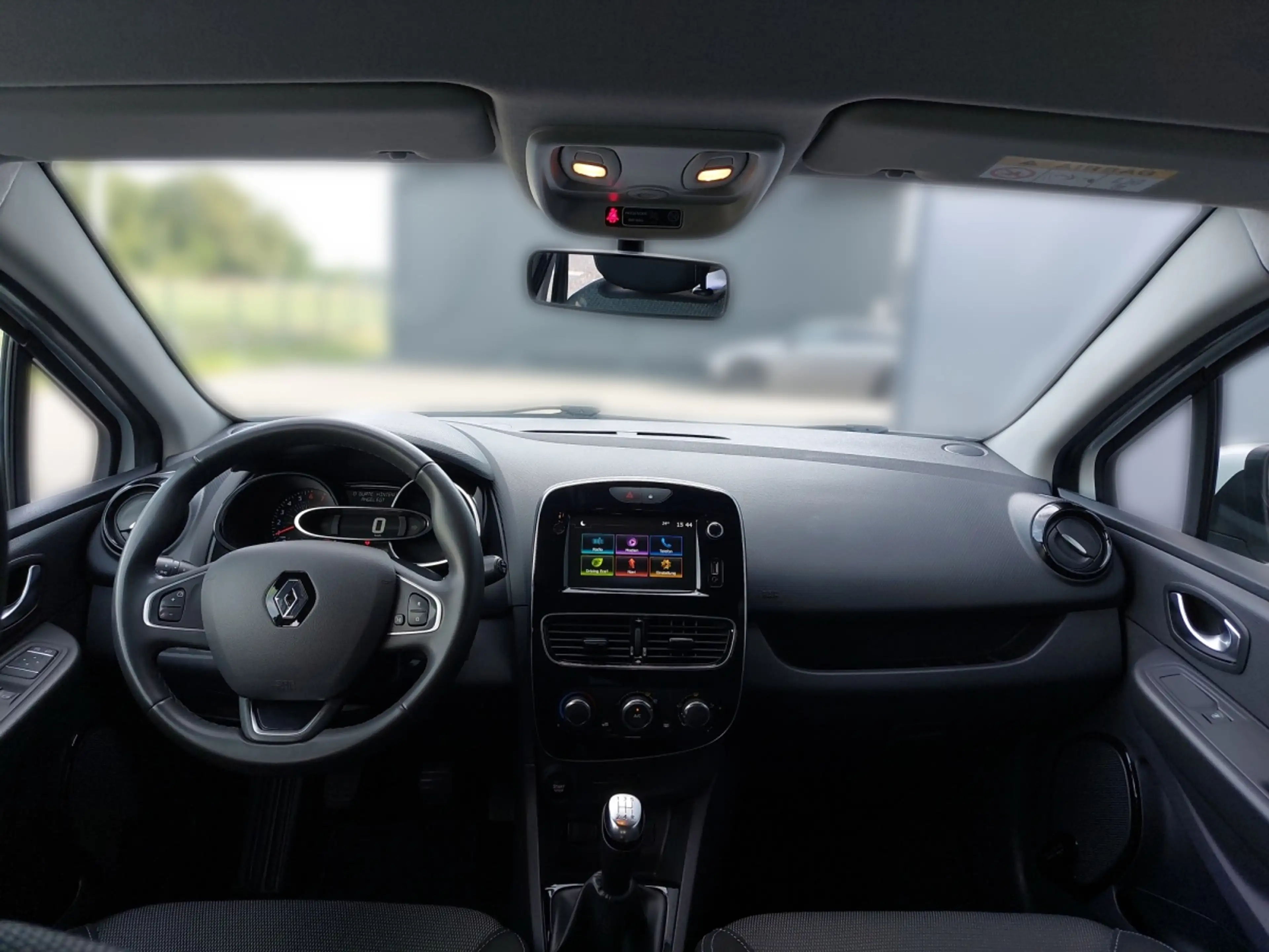 Renault Clio Grandtour Business Edition TCe 75 — photo 4