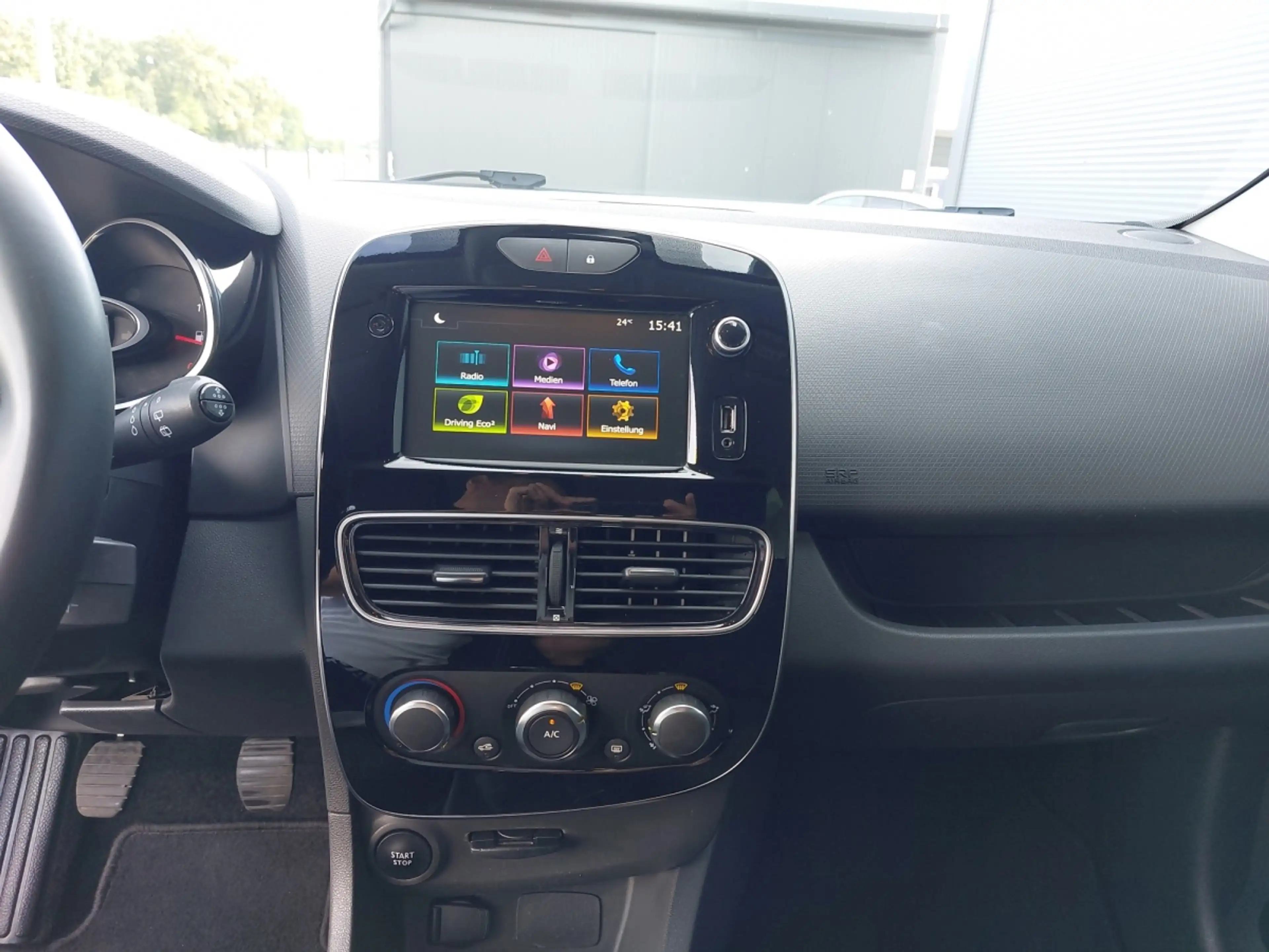 Renault Clio Grandtour Business Edition TCe 75 — photo 9