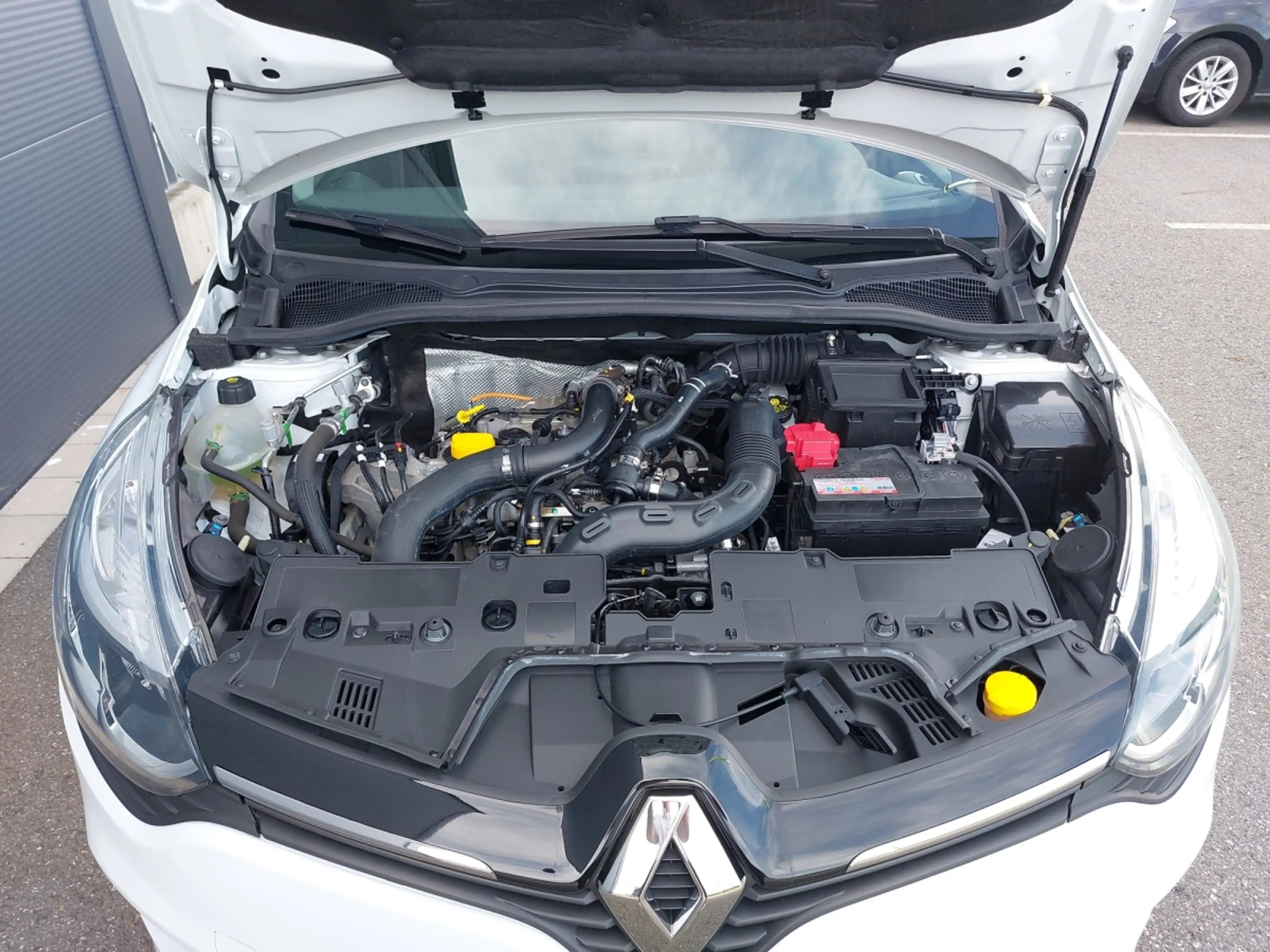 Renault Clio Grandtour Business Edition TCe 75 — photo 20