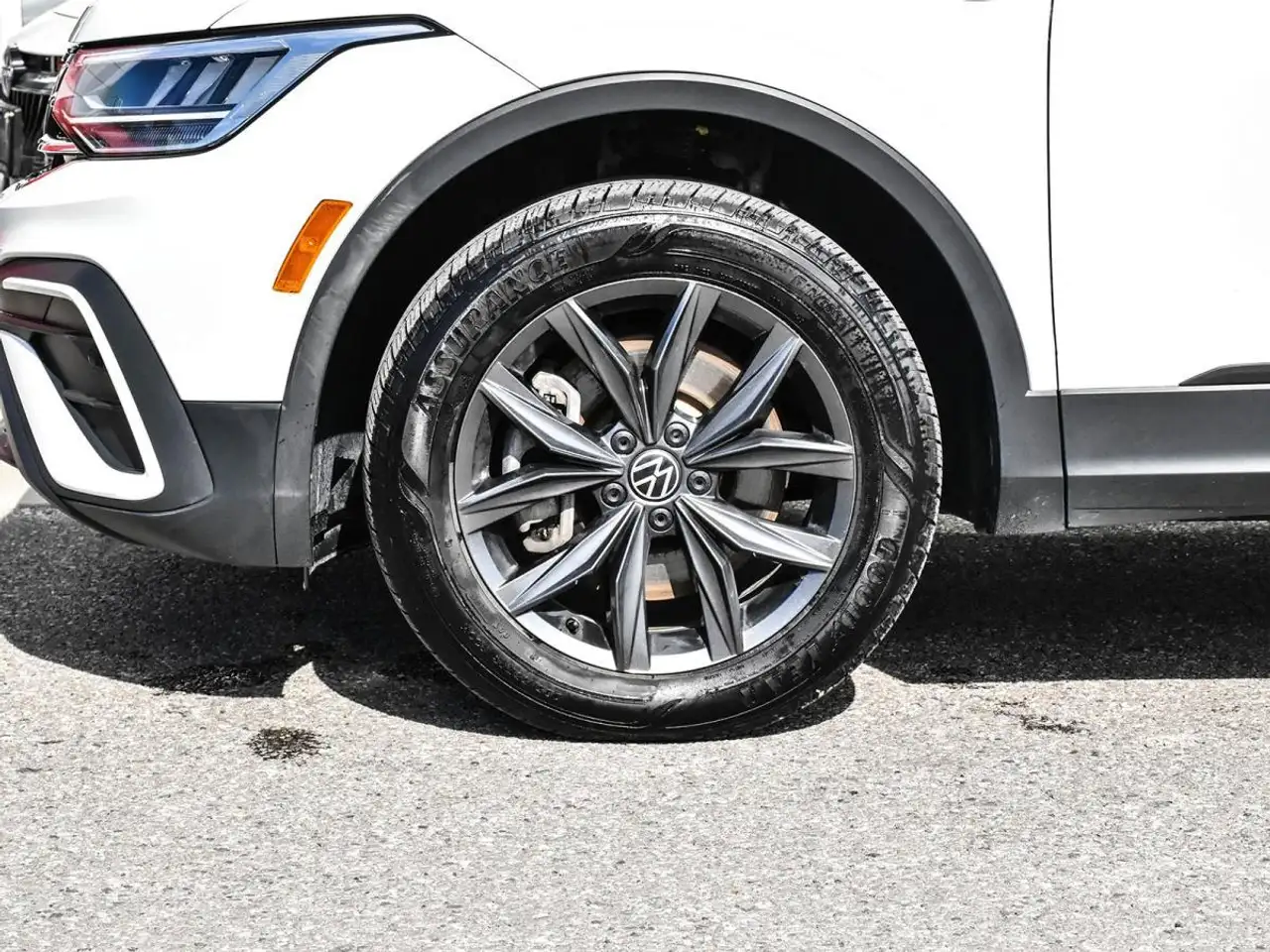 Volkswagen Tiguan снимка Volkswagen Tiguan