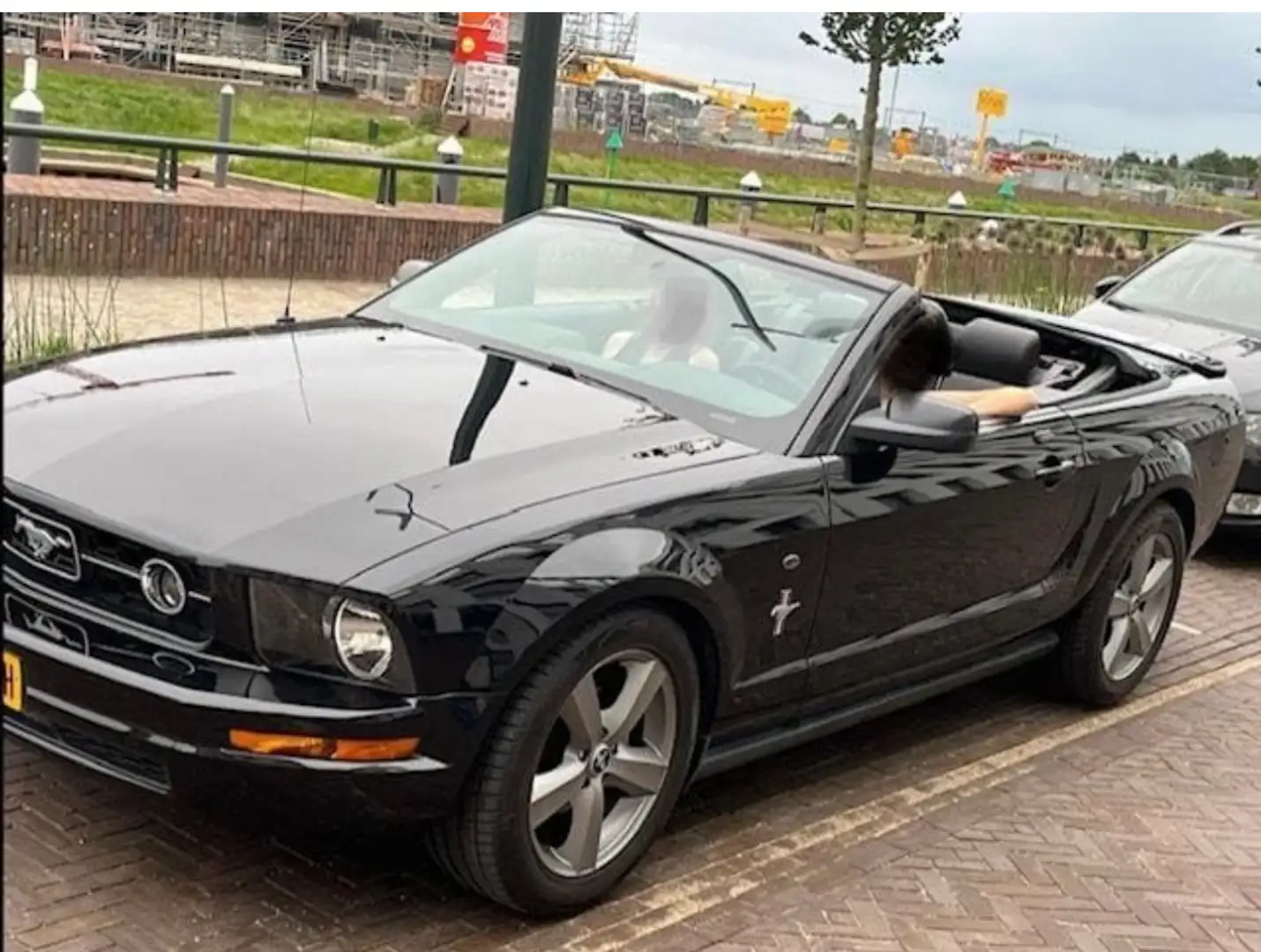 Ford Mustang V6 Premium Cabrio Leather Zwart - 1