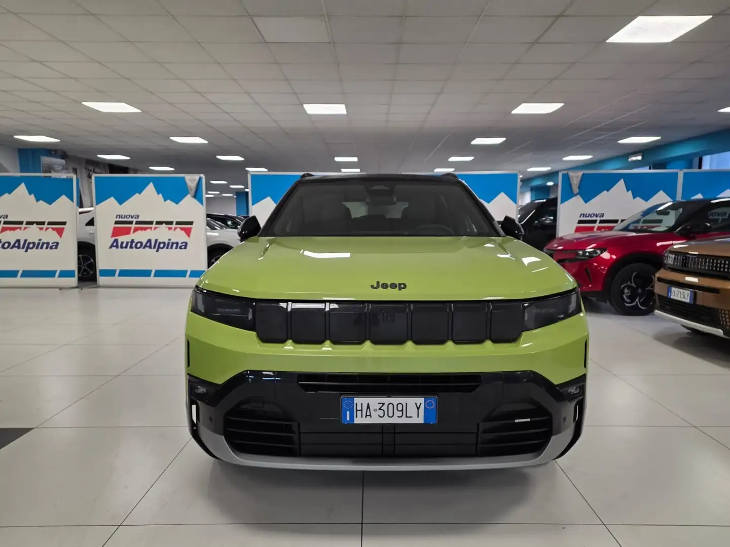 Jeep Compass ALTITUDE 1.2 145CV DCT Grün - 2