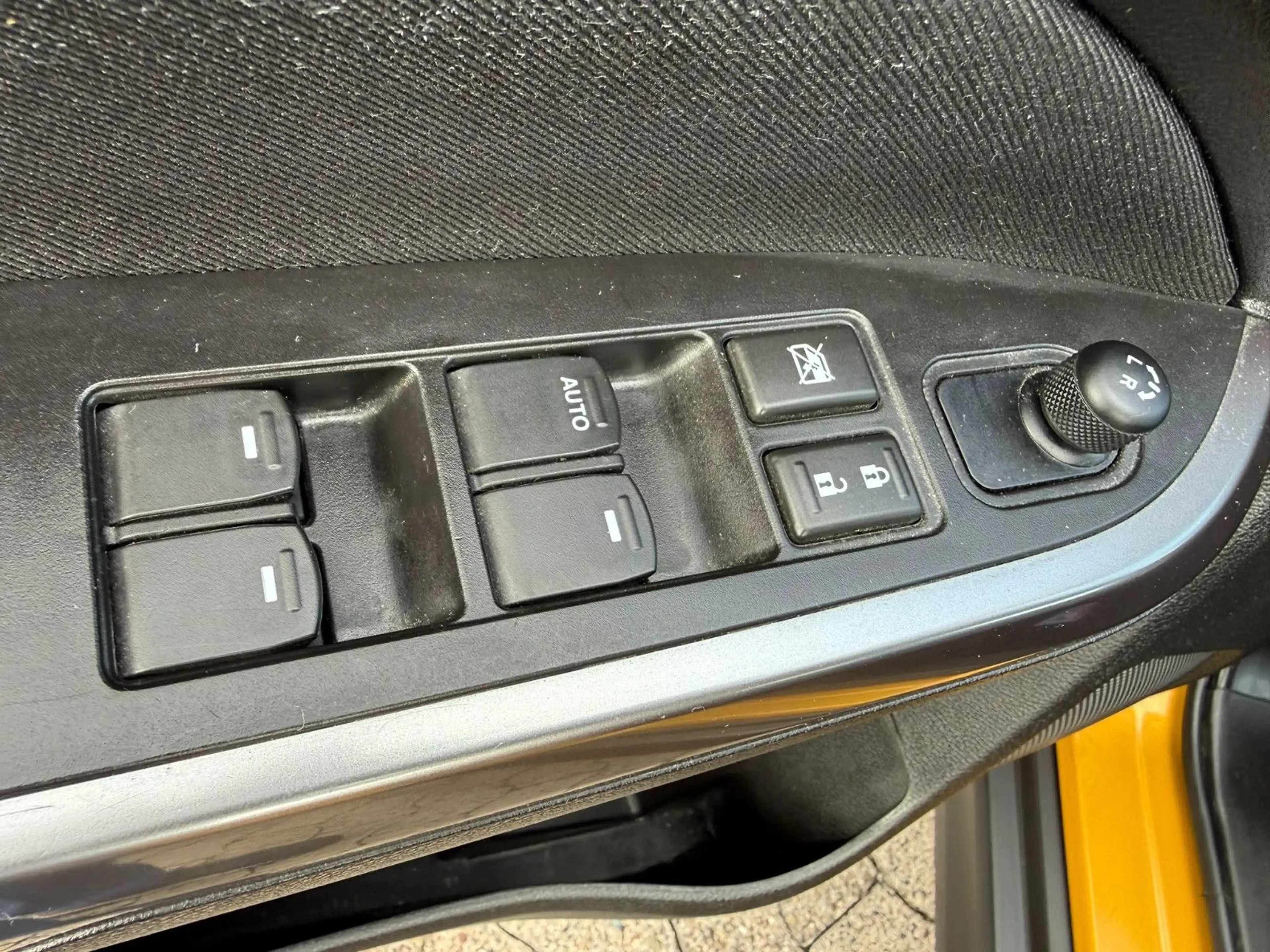 Suzuki Celerio 1,0 — photo 5