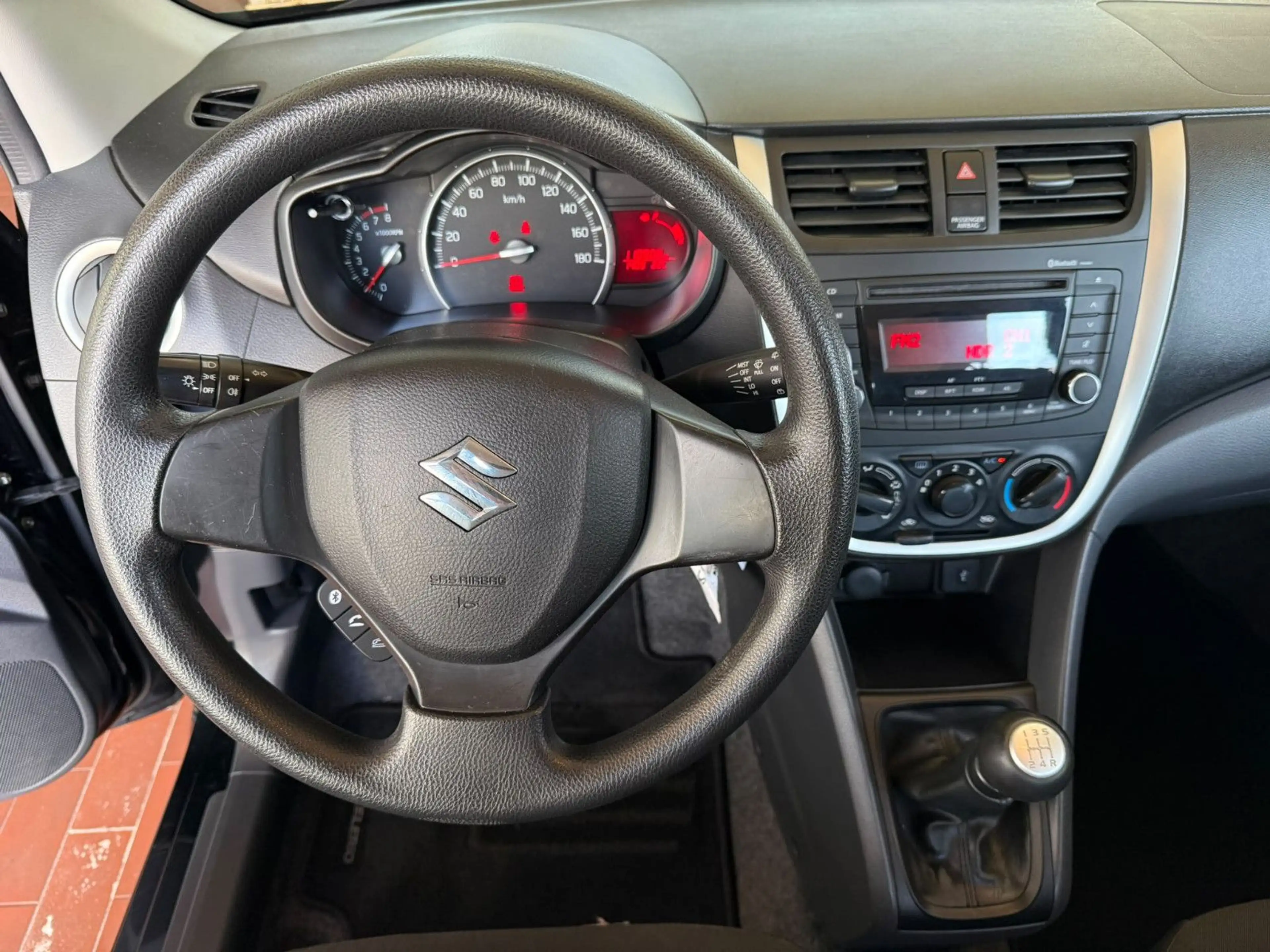 Suzuki Celerio 1,0 — photo 6