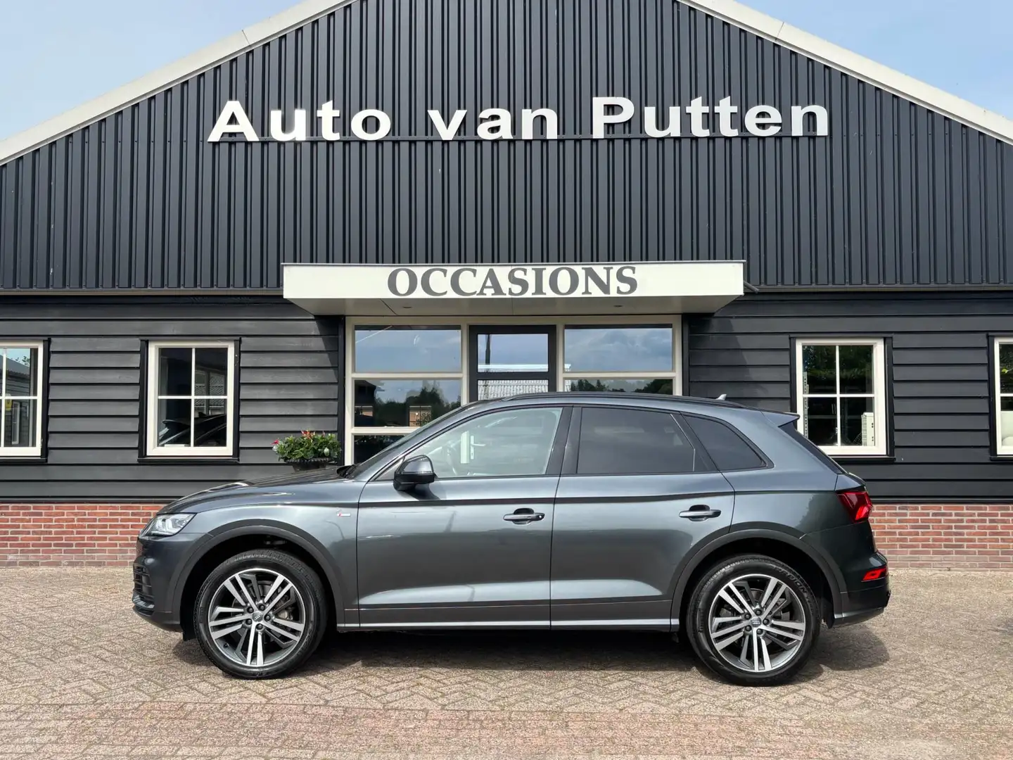 Audi Q5 2.0 TDI quattro Sport S Line Black Edition panoram Gris - 2