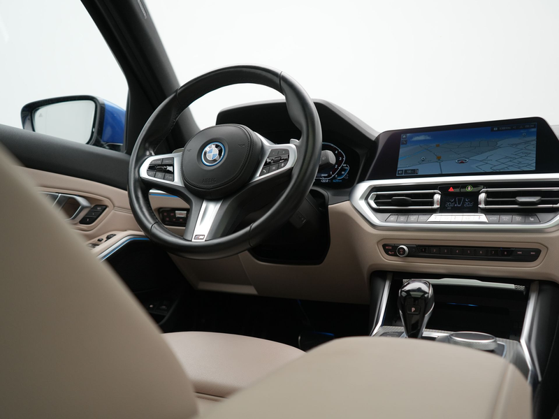 BMW 330 3-serie Touring 330e xDrive M Sport PHEV 293pk Dea — photo 9