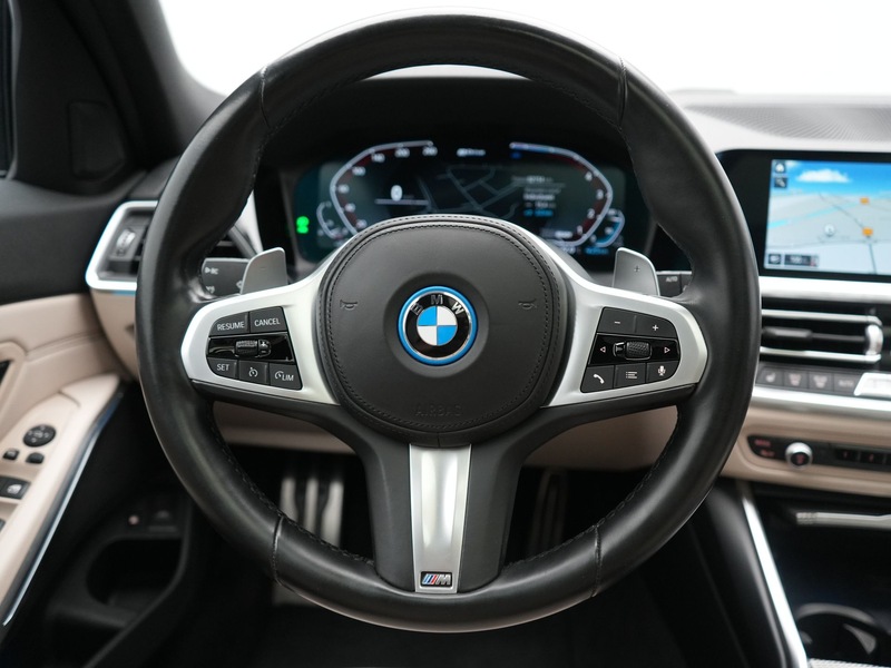 BMW 330 3-serie Touring 330e xDrive M Sport PHEV 293pk Dea — photo 17