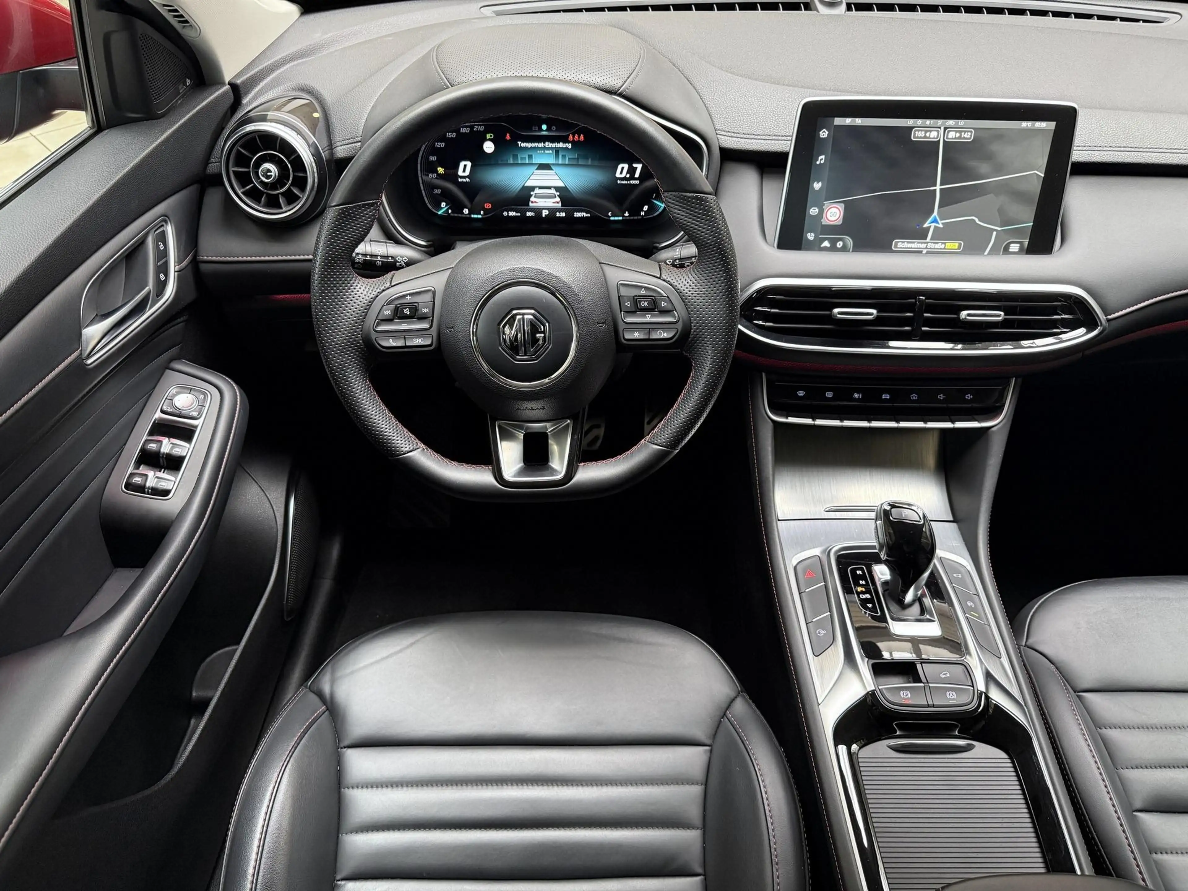 MG HS HS Hybrid Luxury ACC|SHZ|360°CAM|TW|Pano*eHK*LED — photo 11