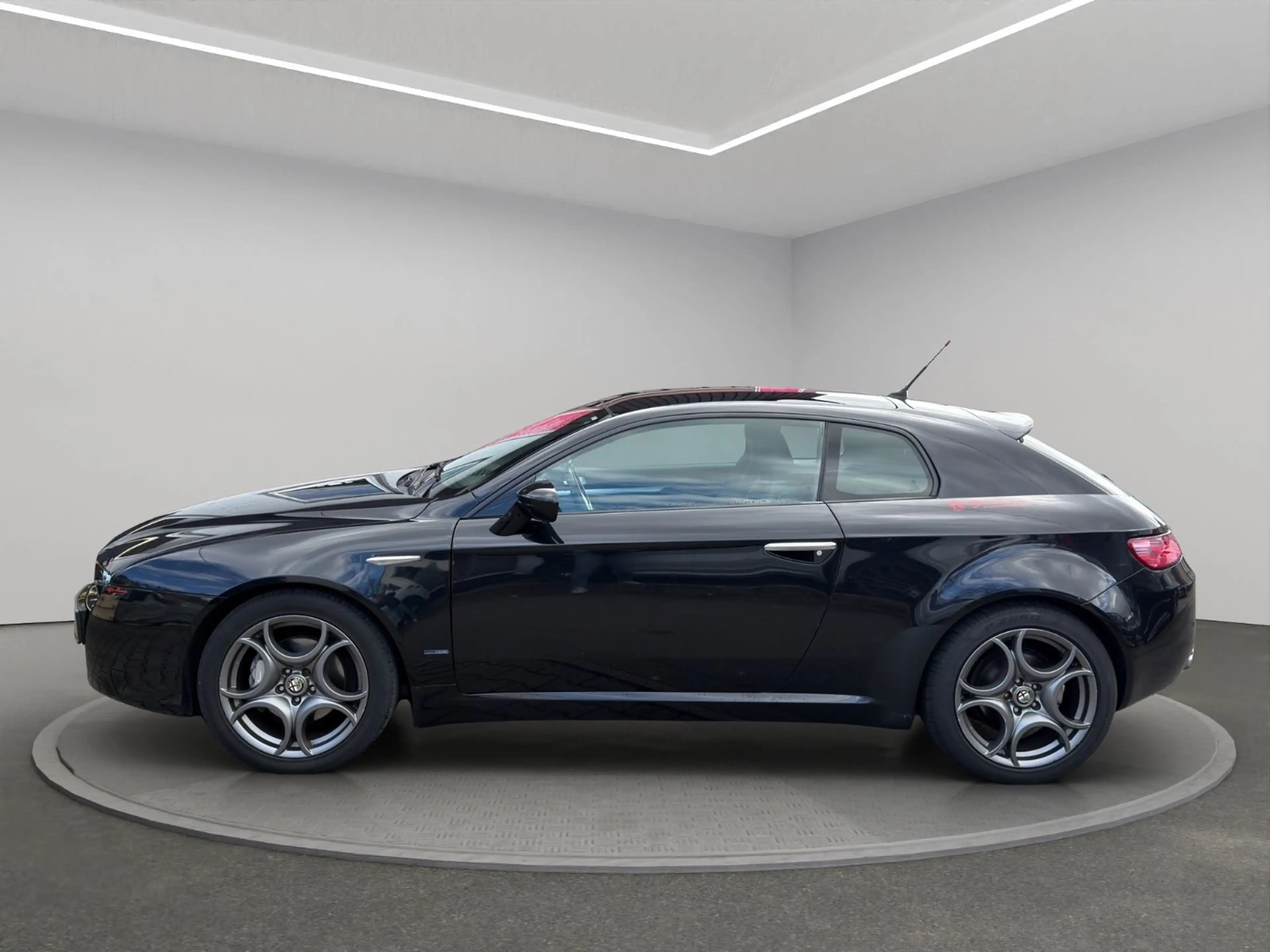 Alfa Romeo Brera 2.2 JTS 16V*Checkheftgepflegt*Navi*Bi-Xeno — photo 3